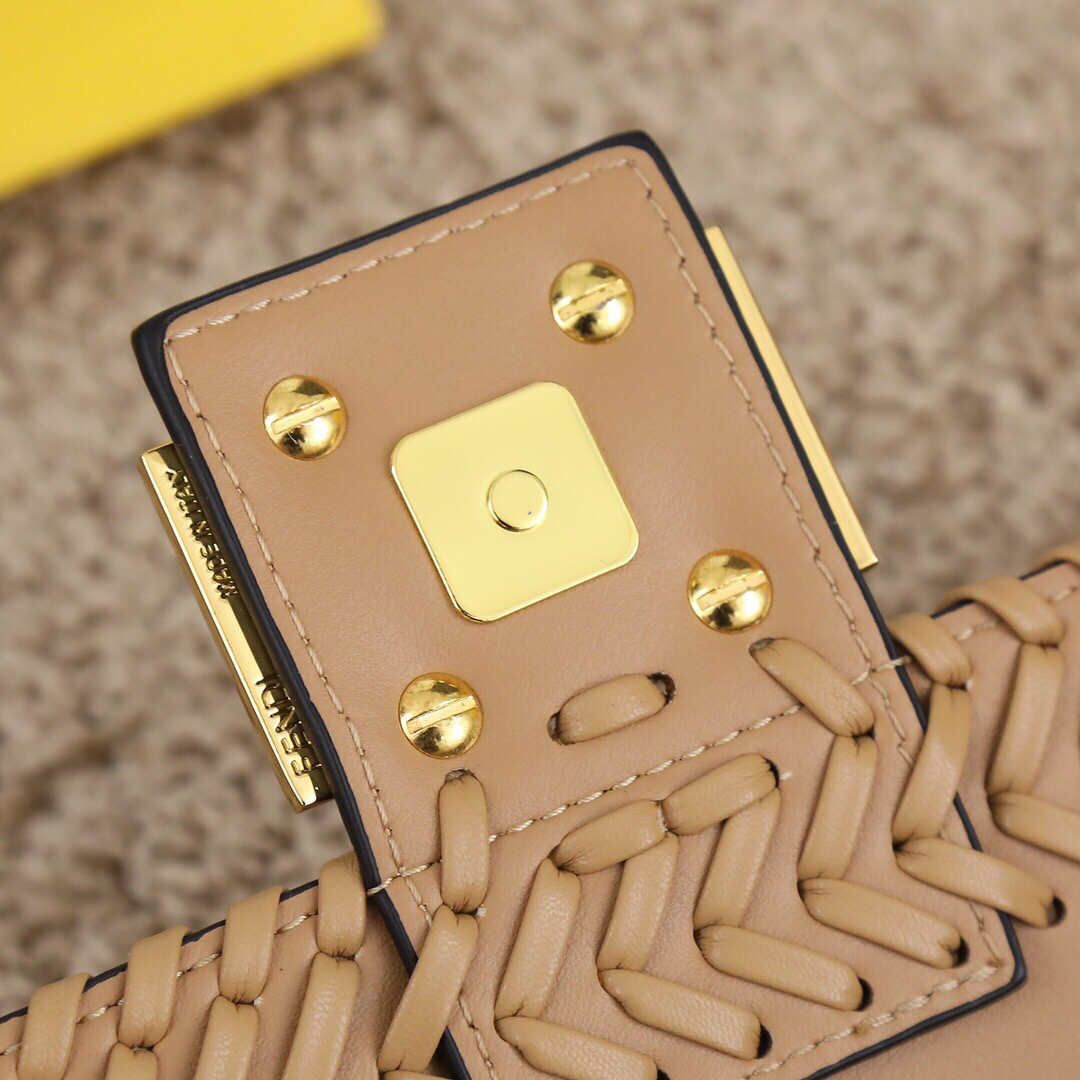 Fendi New Women Shoulder Bags 27*6*15cm