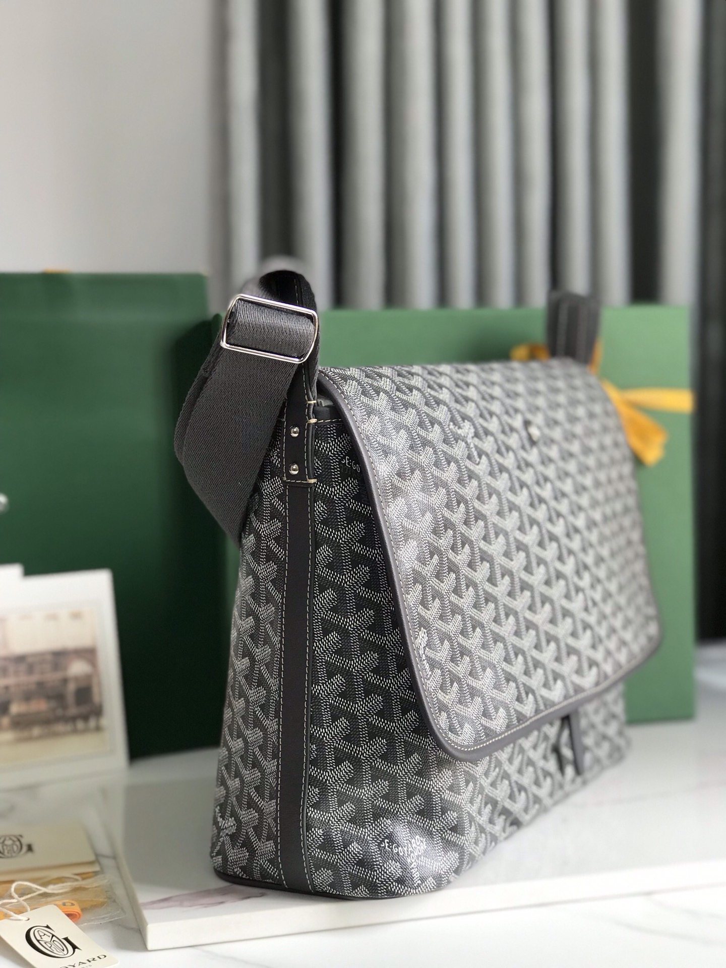 Goyard Citadin Mens Shoulder Bags Size 35*26*7.5cm