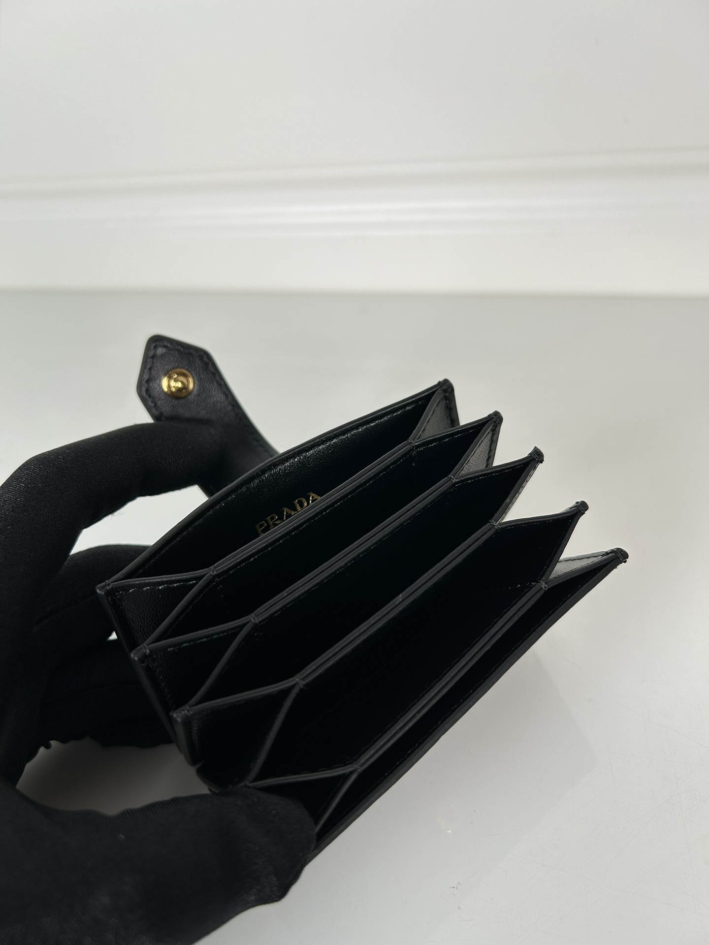 Prada Card Holder Size 10*6cm