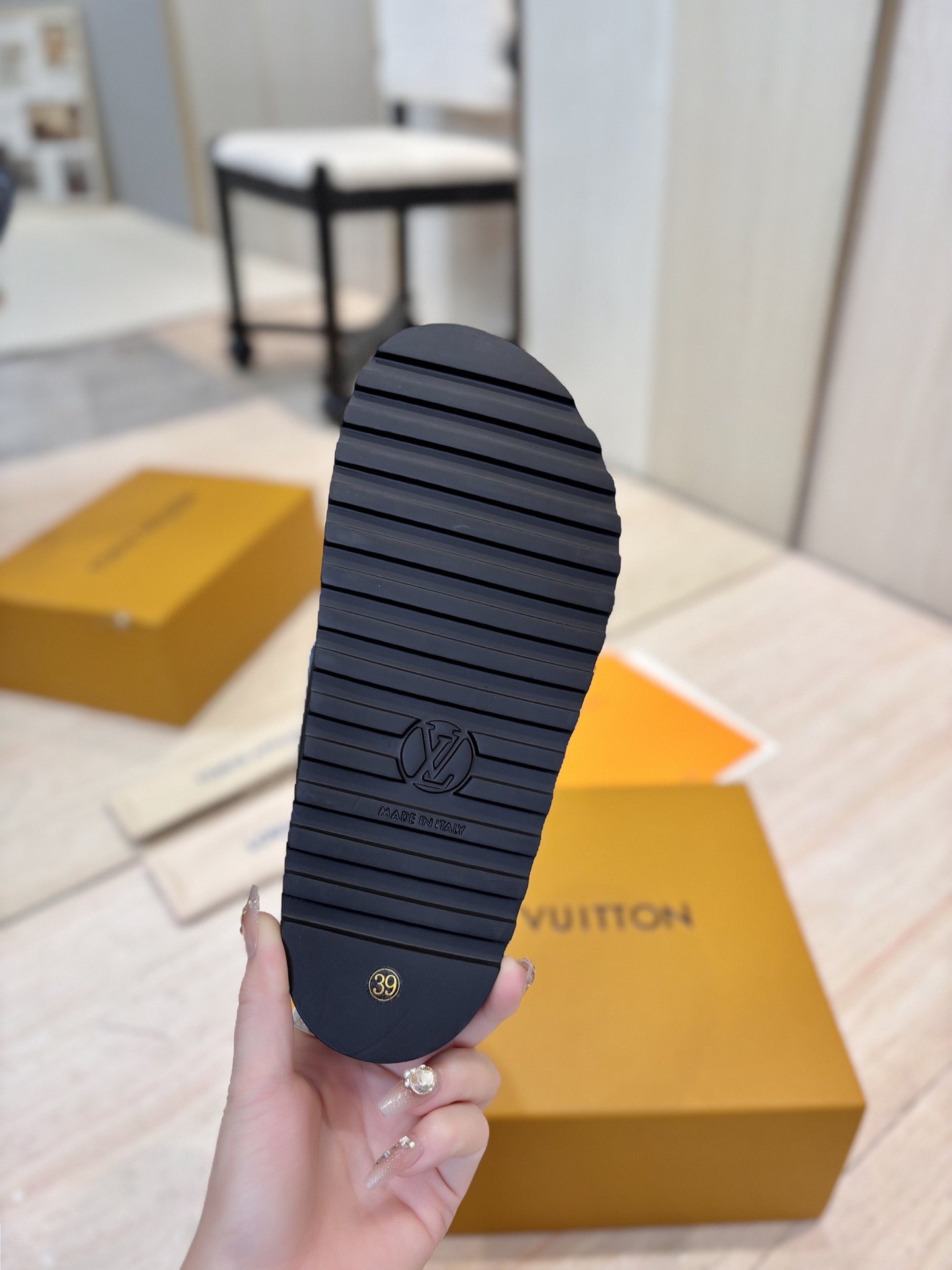 Louis Vuitton Pool Pillow Flat Comfort Slippers Size 36-45