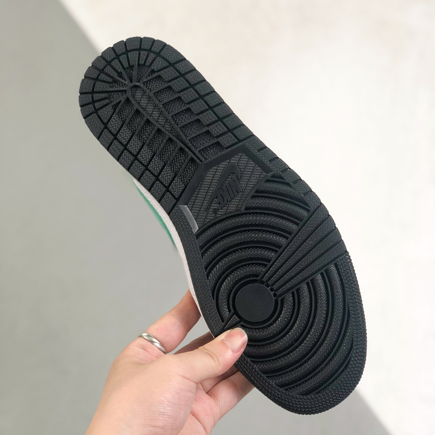 Nike Air Jordan 1 High Top Sneakers Shoes Gr. 36-46