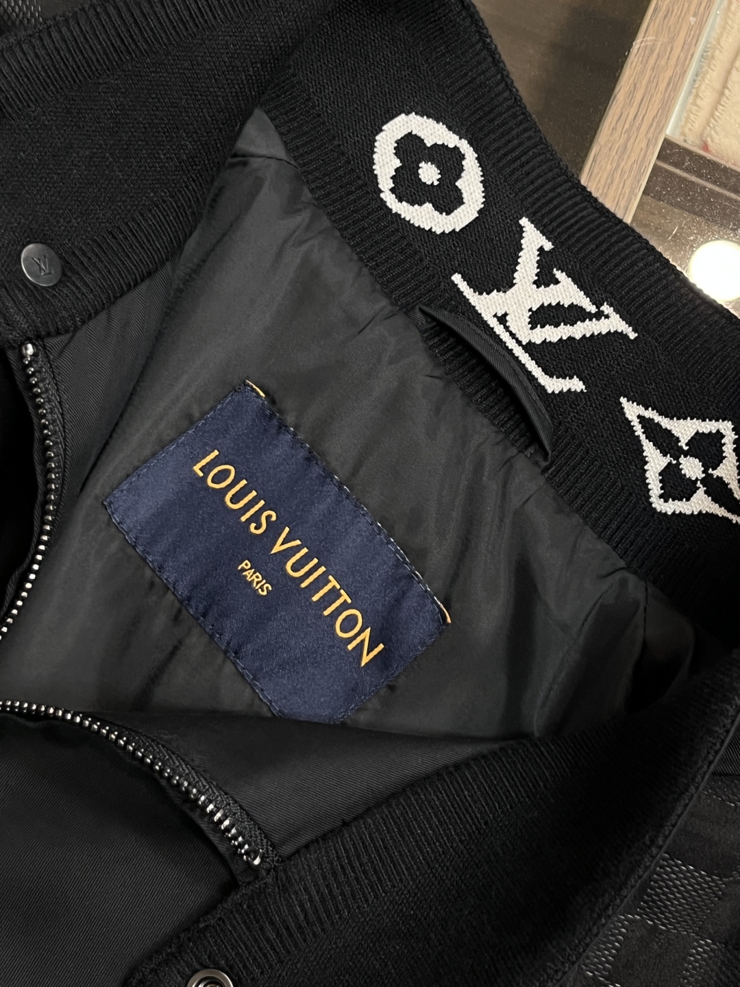Louis Vuitton Unisex Jacket Size M-XXXL