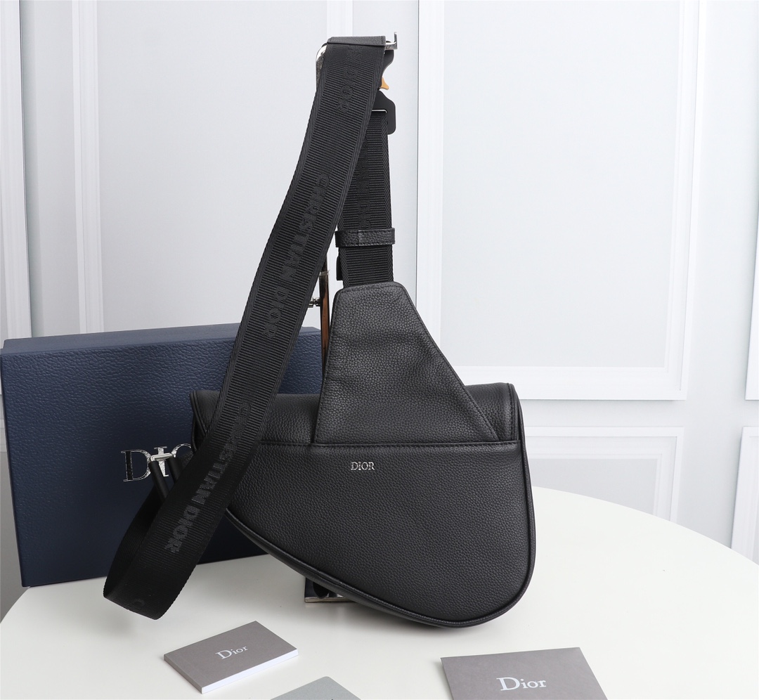 Dior Saddle Mens Shoulder Bags 28.5*20*5cm
