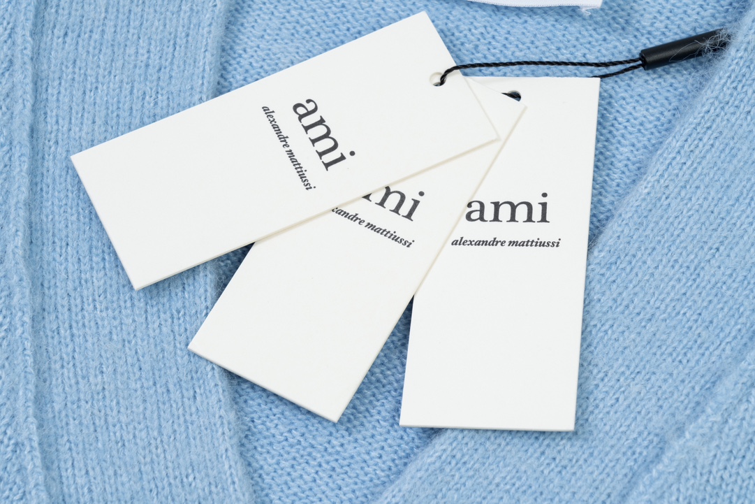 Ami Unisex Sweatshirt Size S-XL