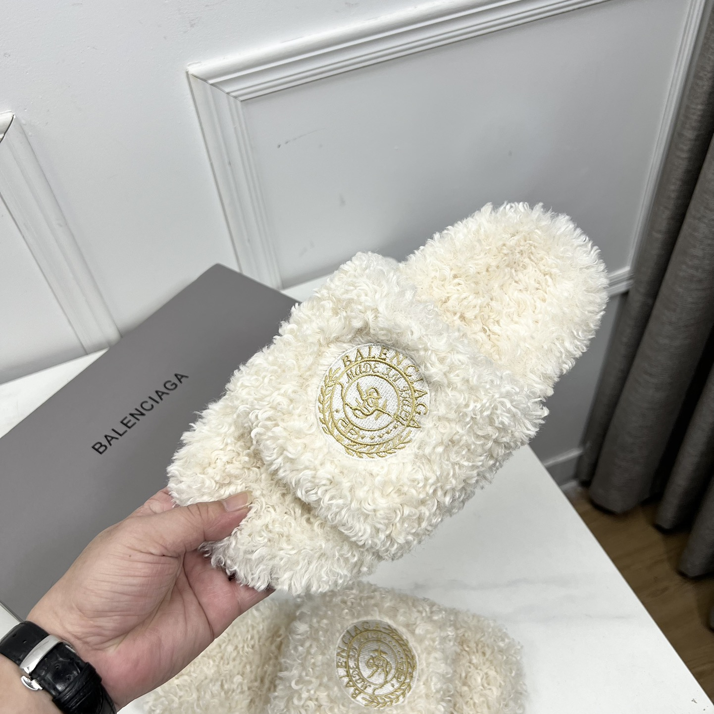 Balenciaga 23fw Women Winter Slippers Size 36-40