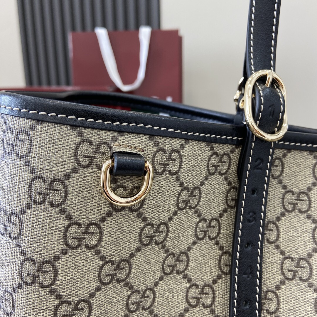 Gucci GG Emblem Women Shopping Bags Size 38*25*15cm