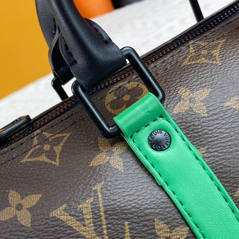 Louis Vuitton Keepall Bandoulière 25 Mens Shoulder Bags