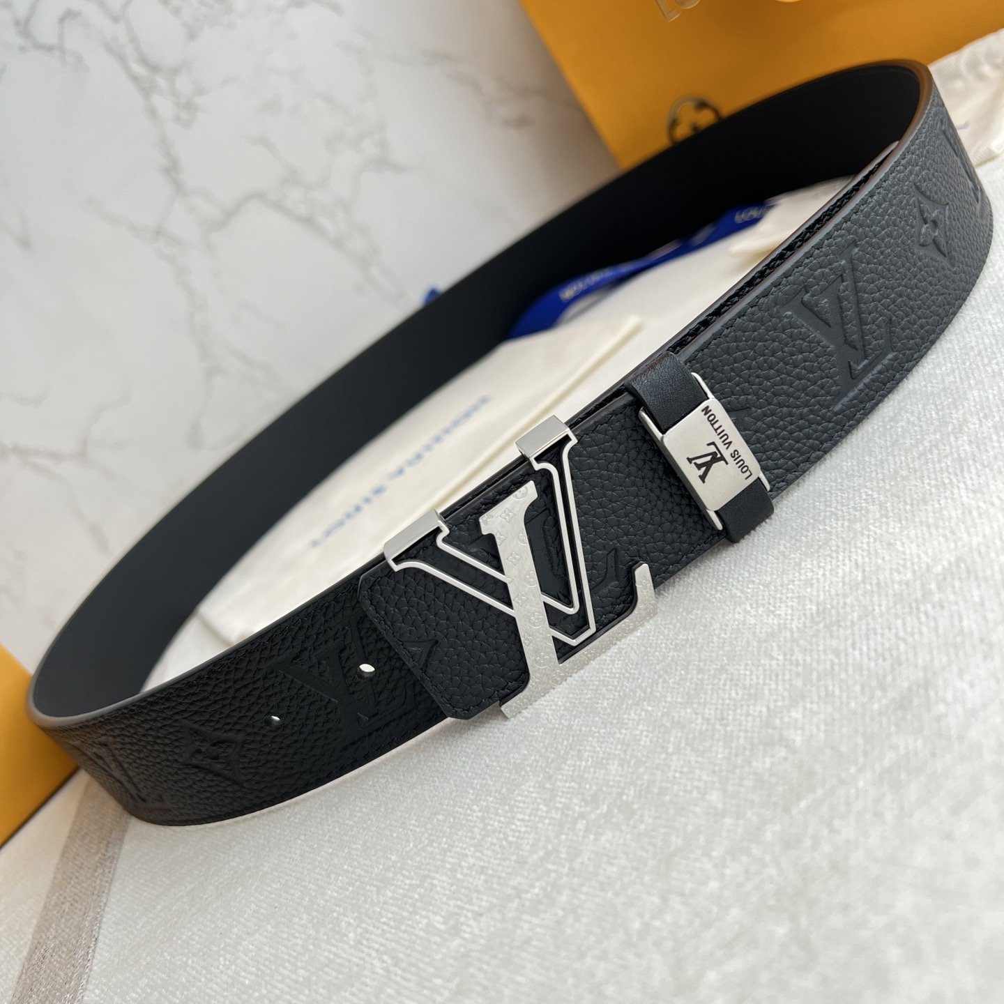Louis Vuitton Mens Belt Width 3.8cm