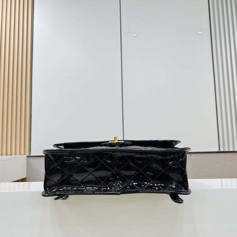 Chanel Women Backpack Bags Size 31.5*31*9cm