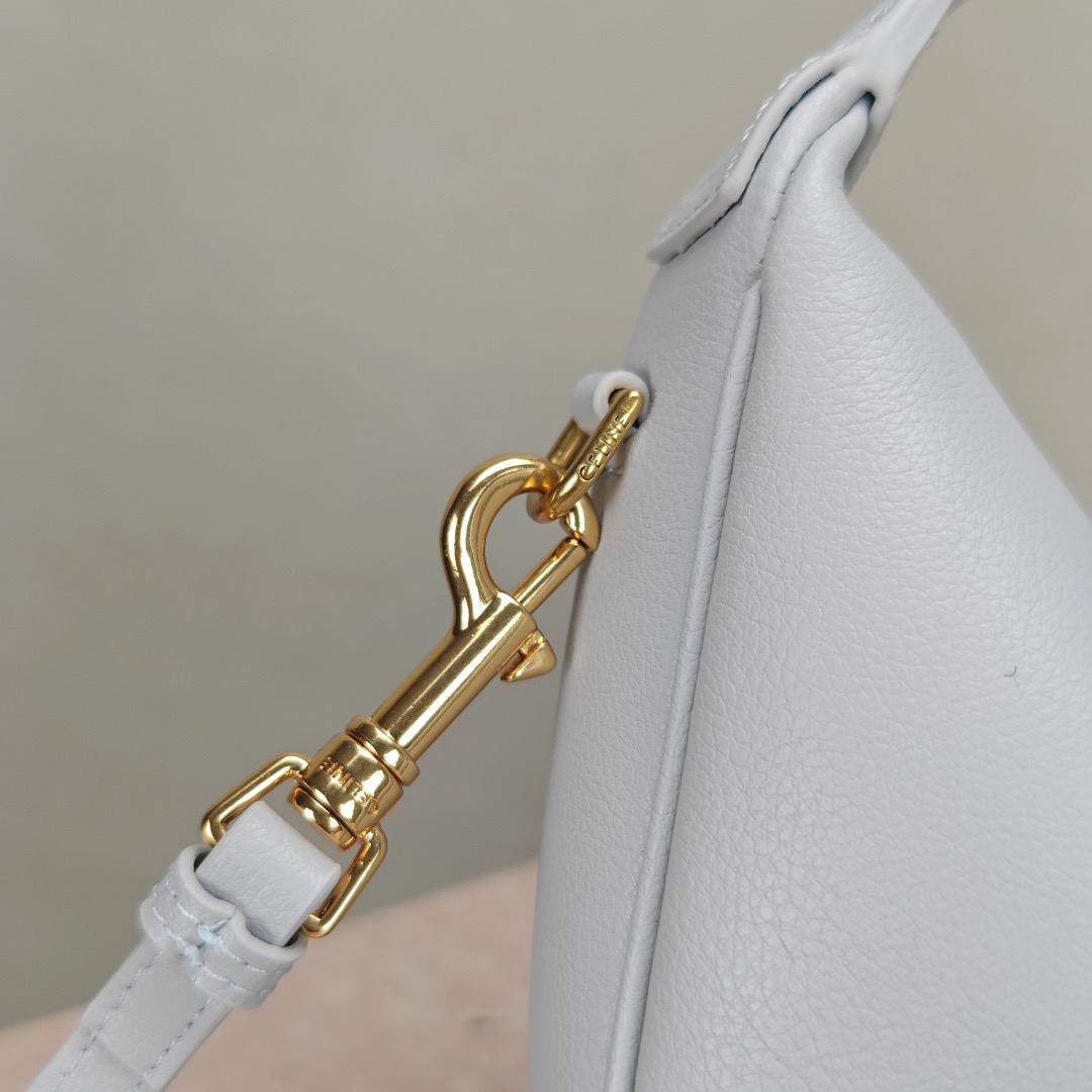 Celine 25ss Lulu Women Shoulder Bags Size 24*21*5cm