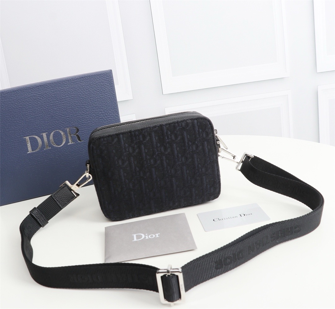 Dior Mens Shoulder Bags 17*12*6cm