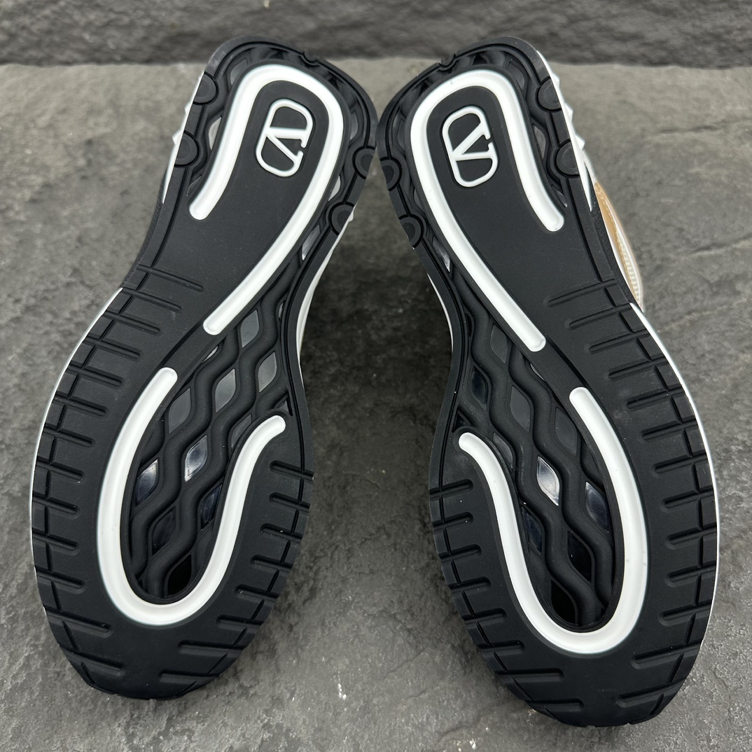 Valentino Men New Sneaker Size 40-45