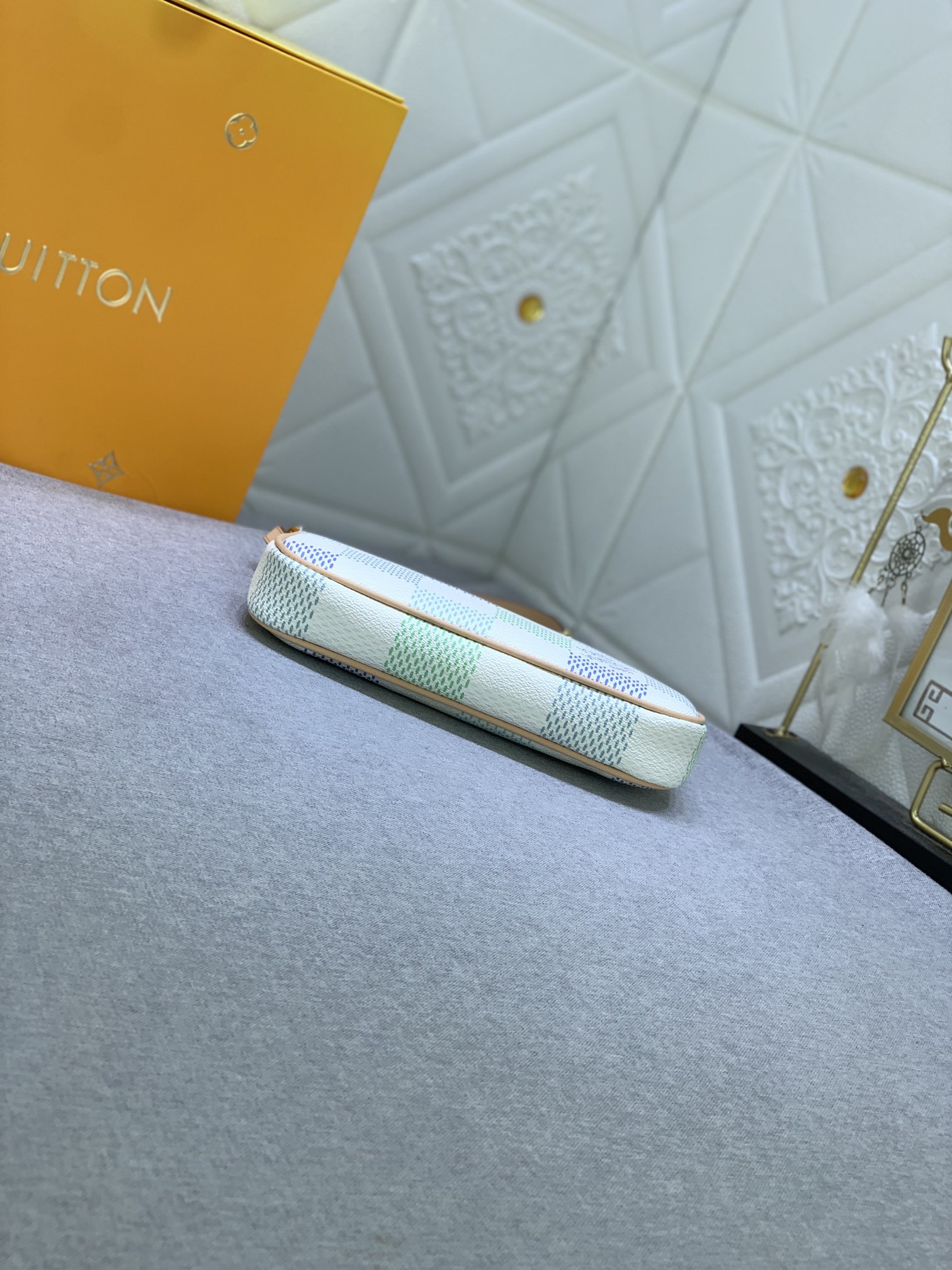 Louis Vuitton N40642 Pochette Accessoires Women Shoulder Bags Size 23*13*4cm