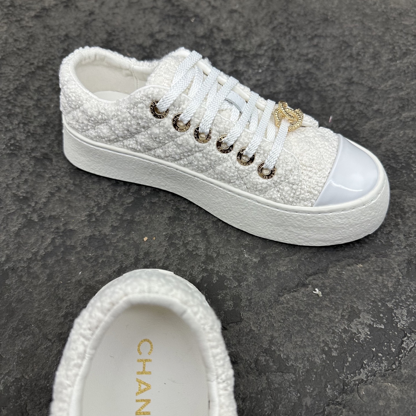 Chanel 2025ss Women Sneaker Size 35-40