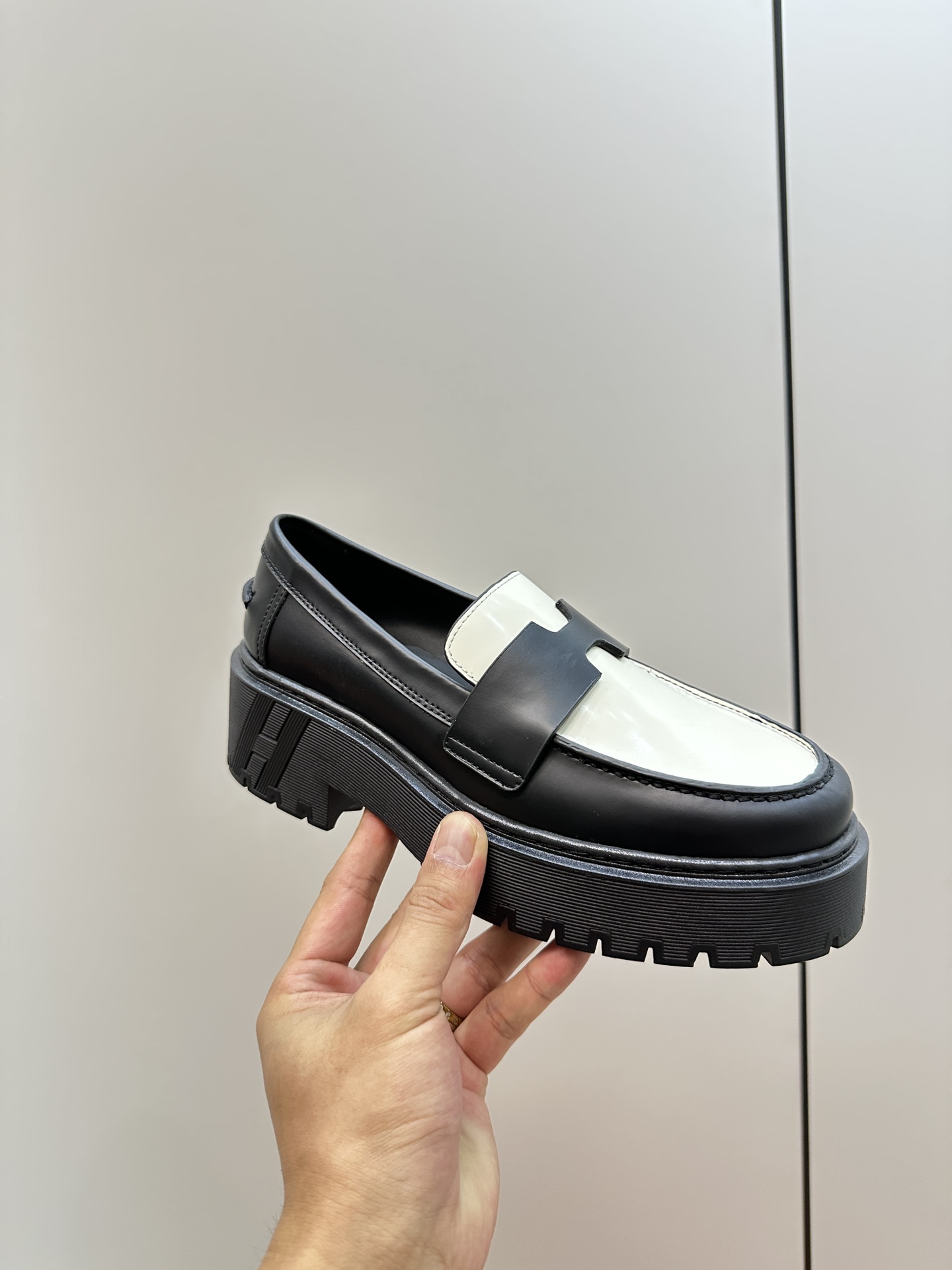 Hermes Women Loafers Size 36-40