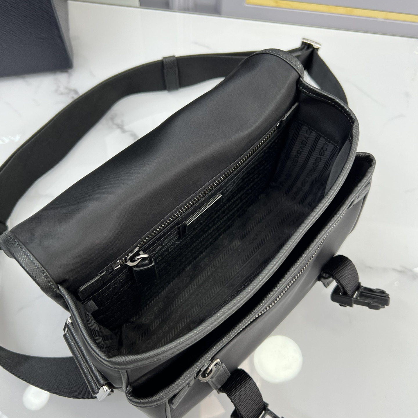 Prada 2VD034 Re-Nylon and Saffiano Leather Mens Shoulder Bags Size 22*16*8.5cm