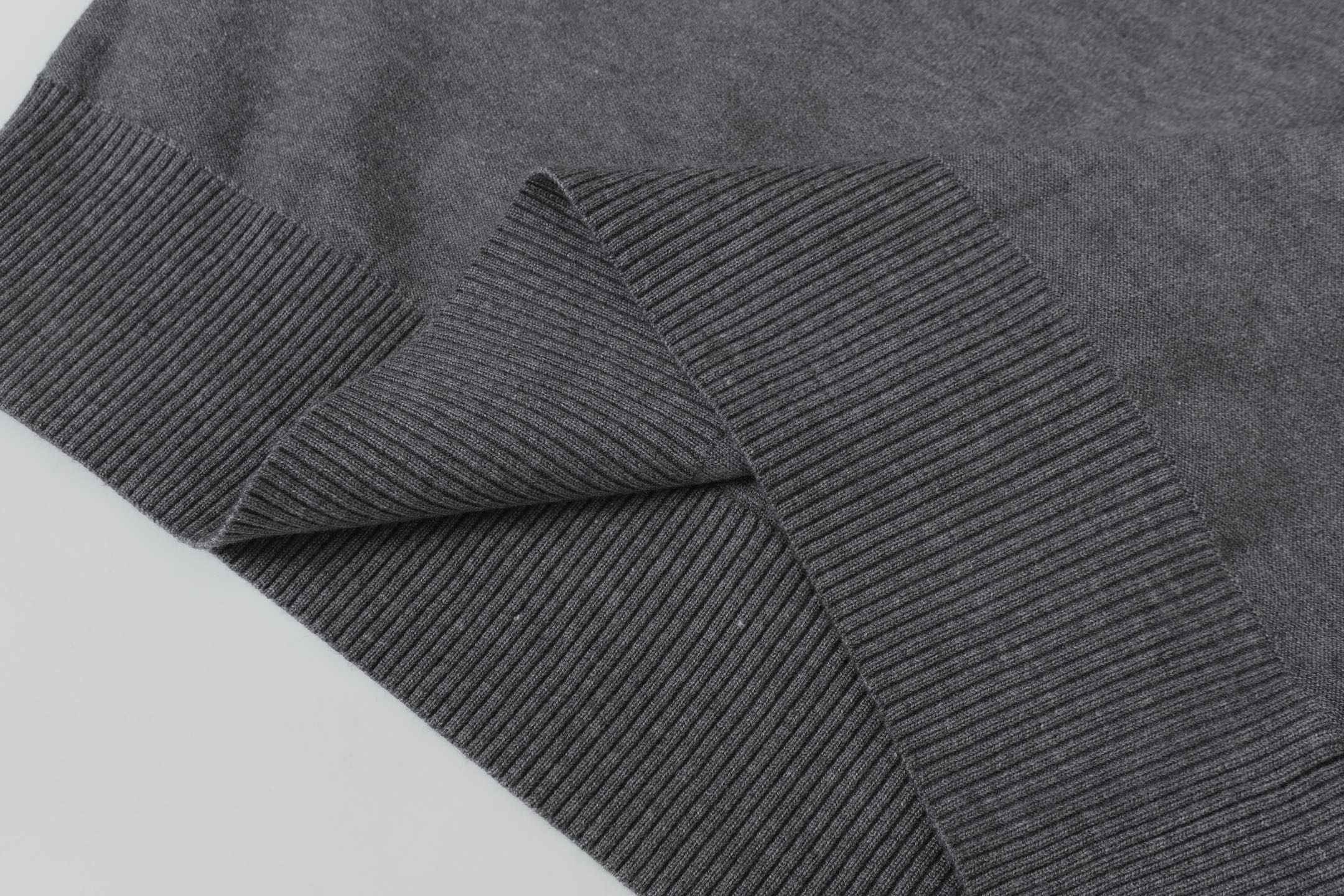 Thom Browne Unisex Sweatshirt Size S-L