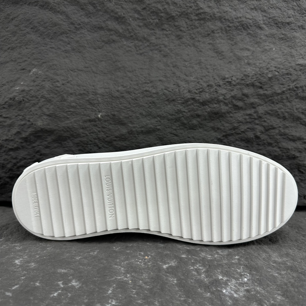 Louis Vuitton Time Out Sneaker Size 36-41