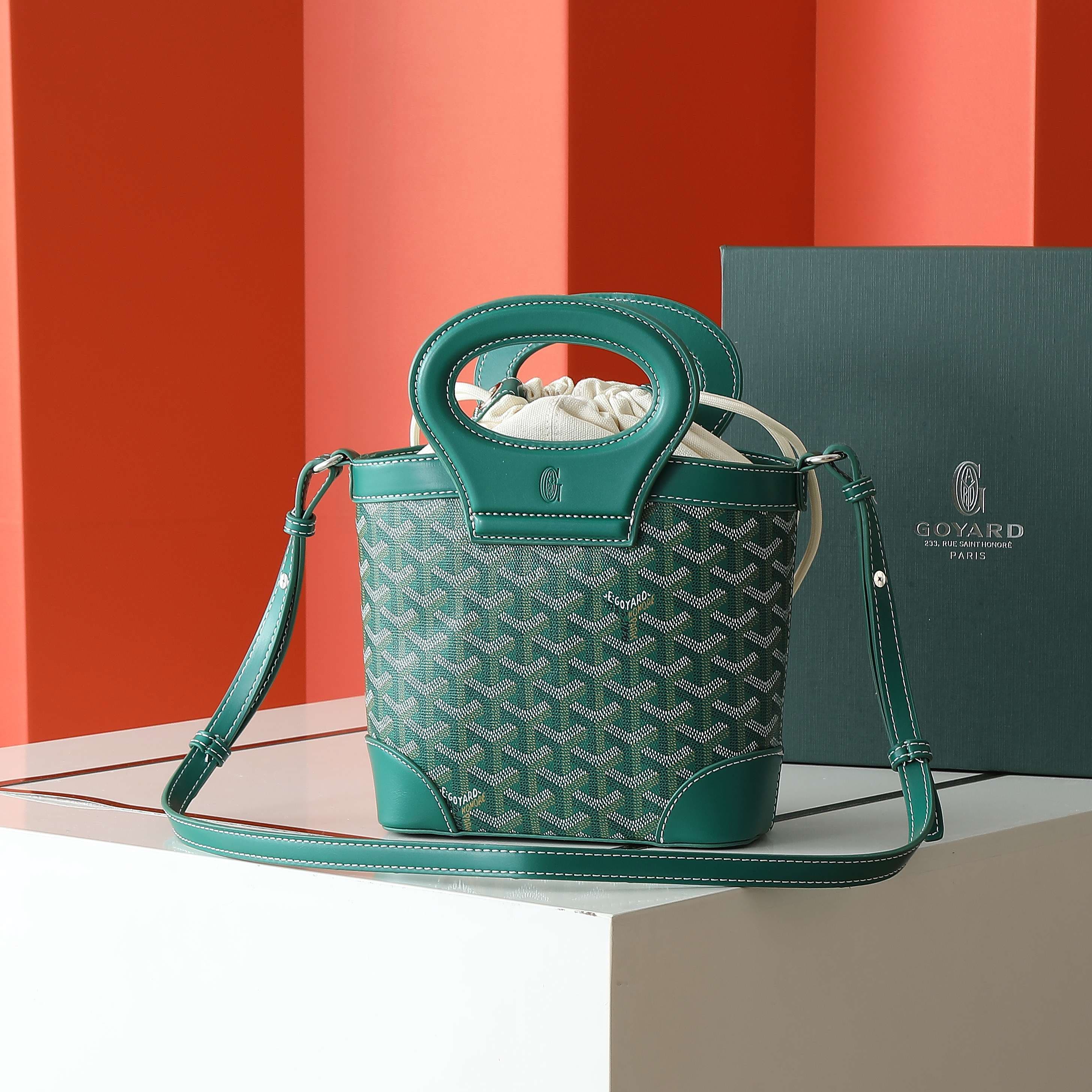 Goyard Beluga Women Shoulder Bags Size 23*18.5*8cm