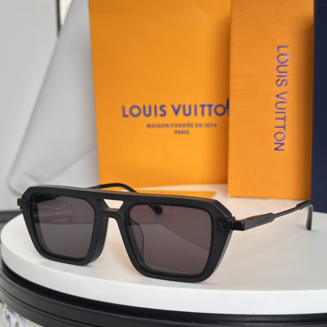 Louis Vuitton Sunglasses 6-Color