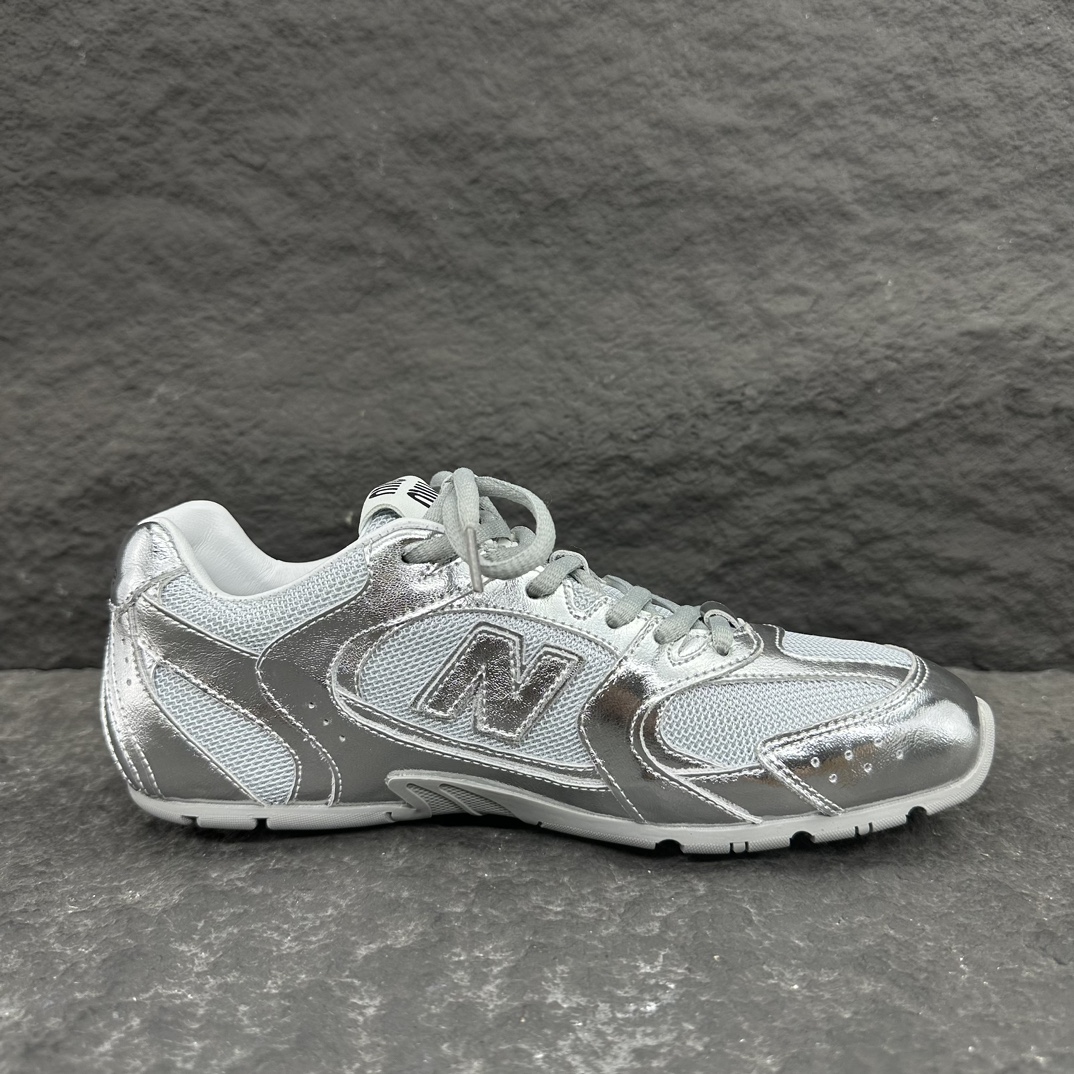 MiuMiu x New Balance Sneaker Size 35-46