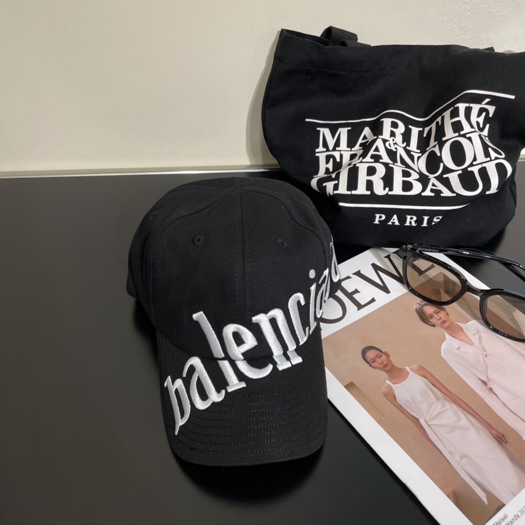 Balenciaga Baseball Cap