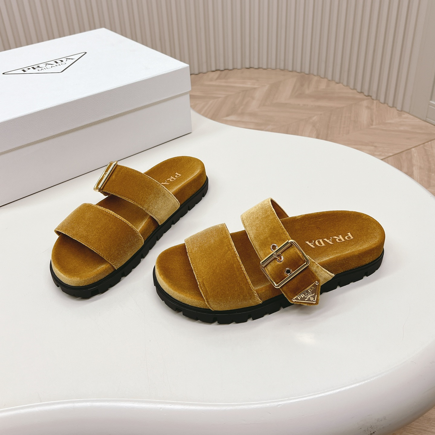 Prada 2024ss Slippers Size 36-40