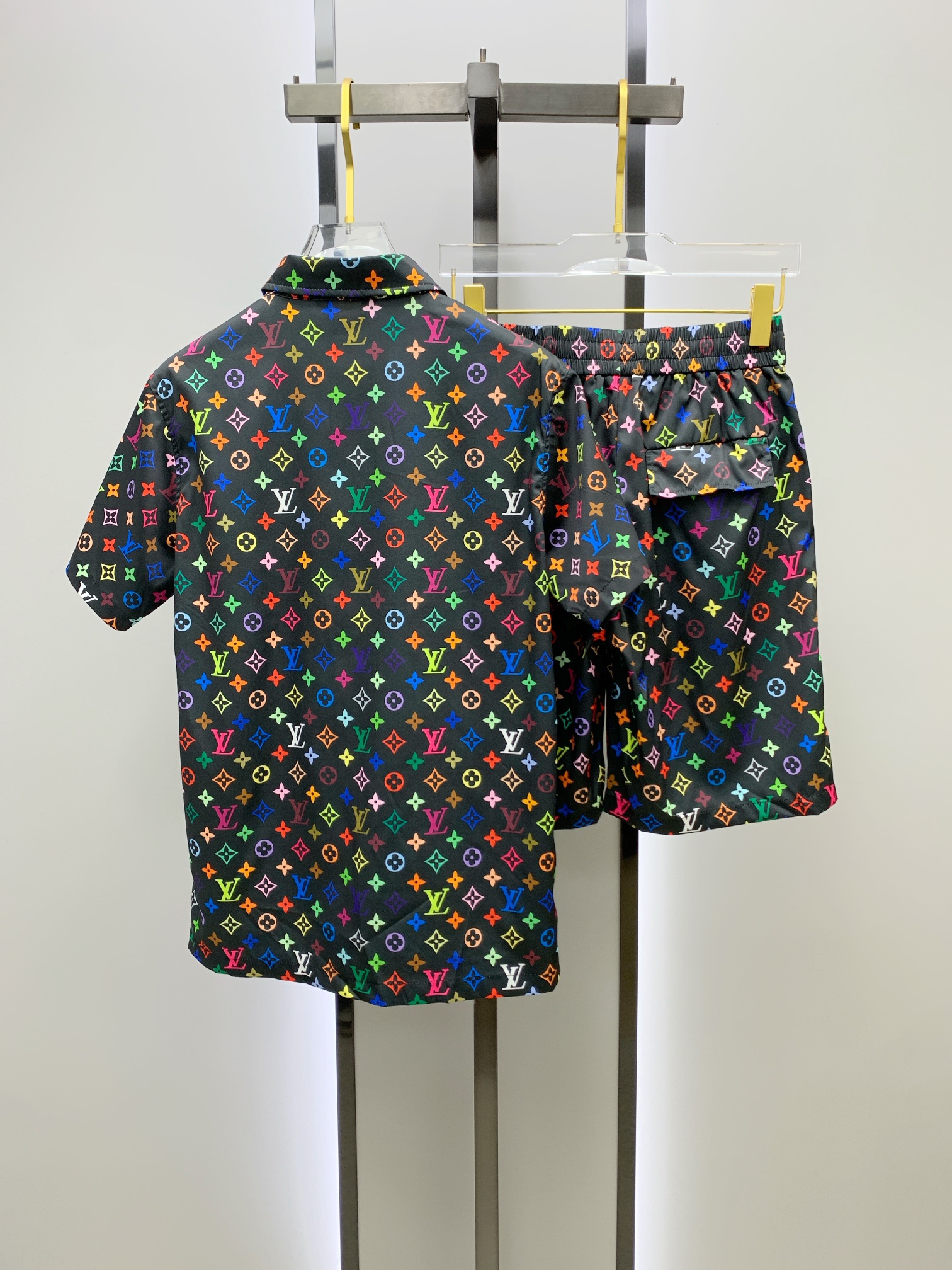 Louis Vuitton Sommeranzug Size M-XXL