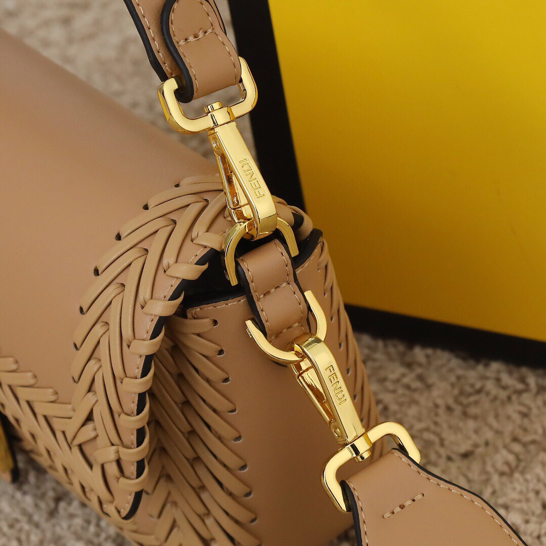 Fendi New Women Shoulder Bags 27*6*15cm