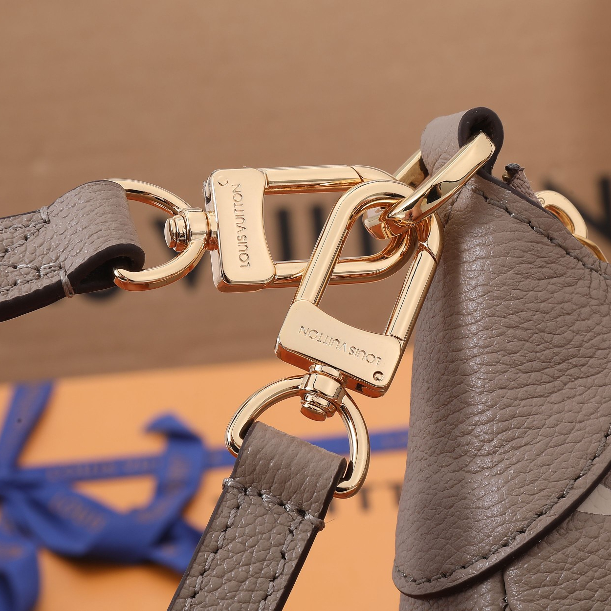 Louis Vuitton M46112 Bagatelle Women Shoulder Bags Size 22*14*9cm