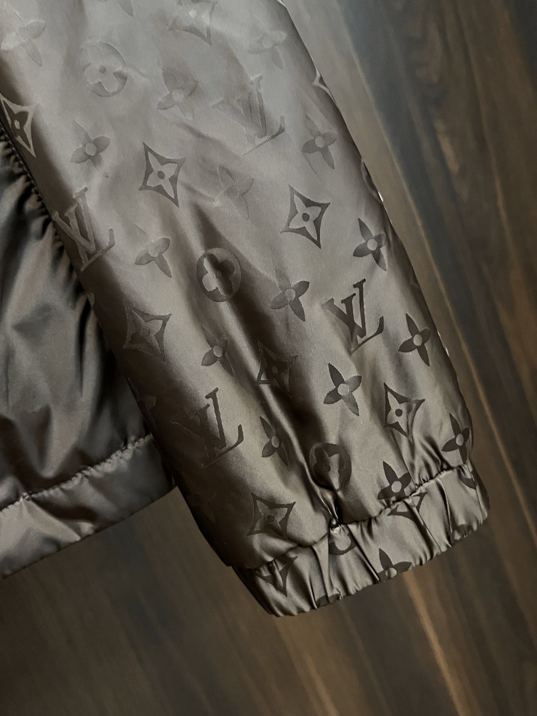 Louis Vuitton Unisex Jacket Size M-XXXL