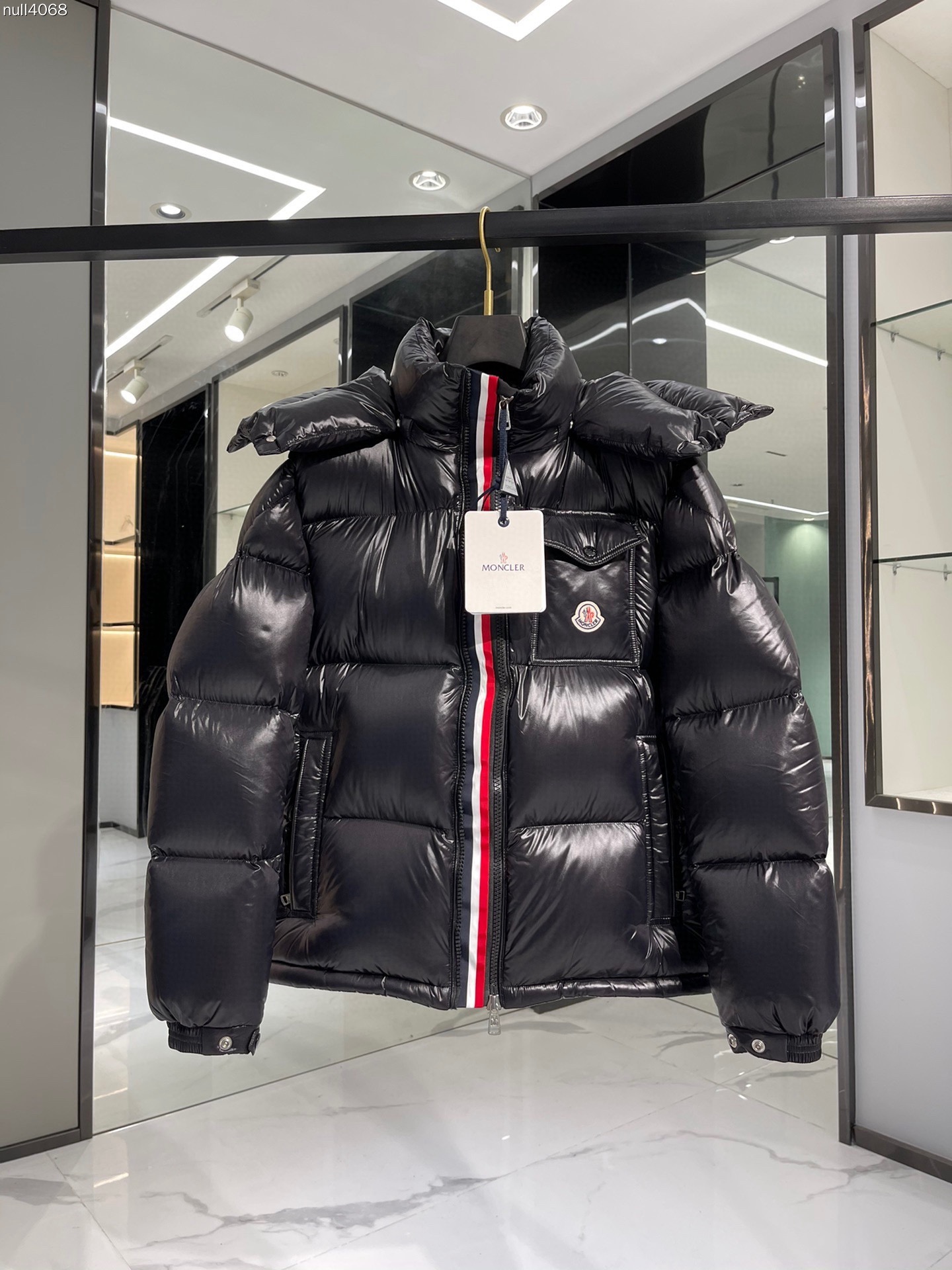 Moncler Classics Winter Jacket Size S-2XL