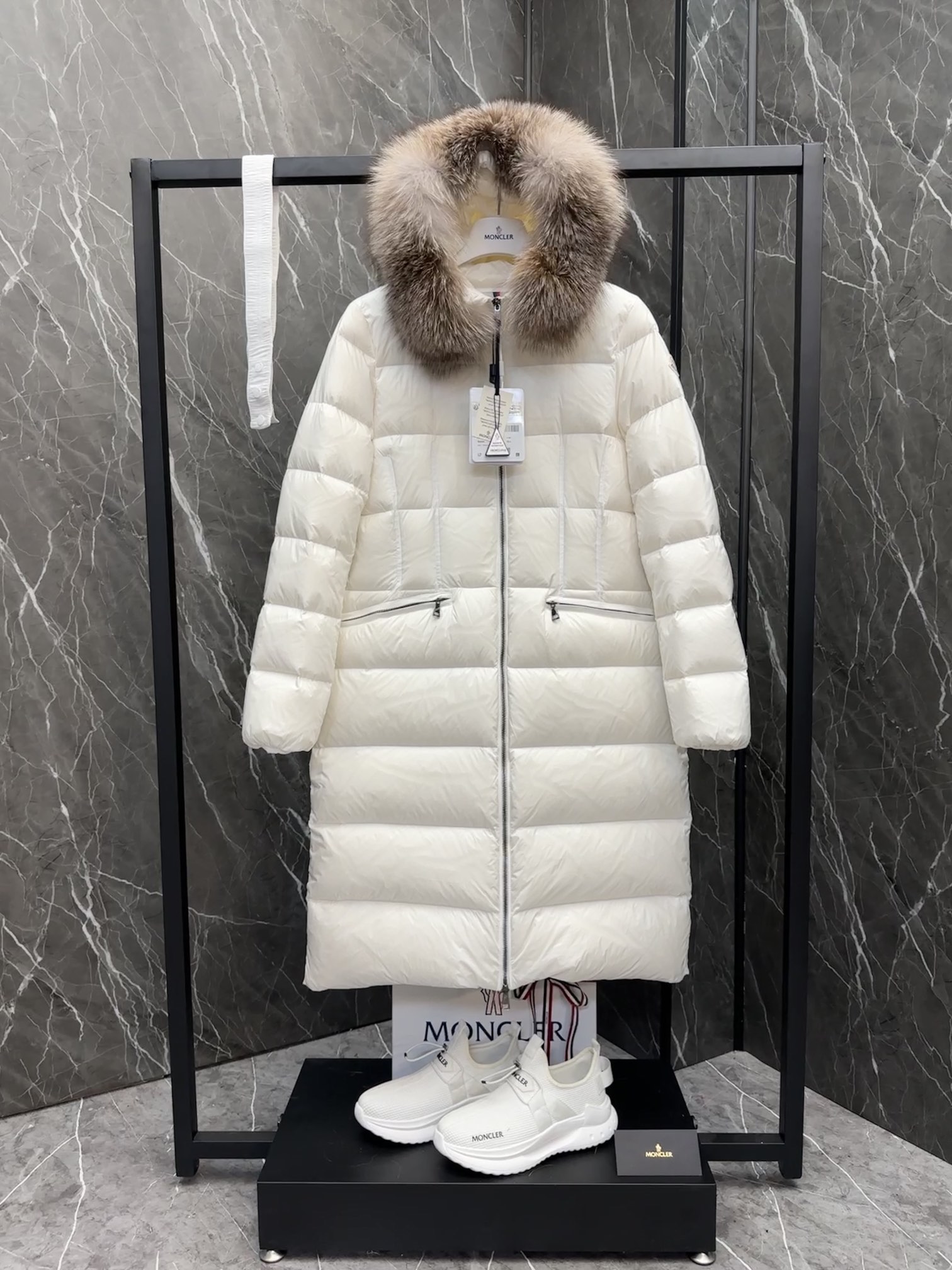 Moncler Boed Long Women Down Jacket Size S-XL