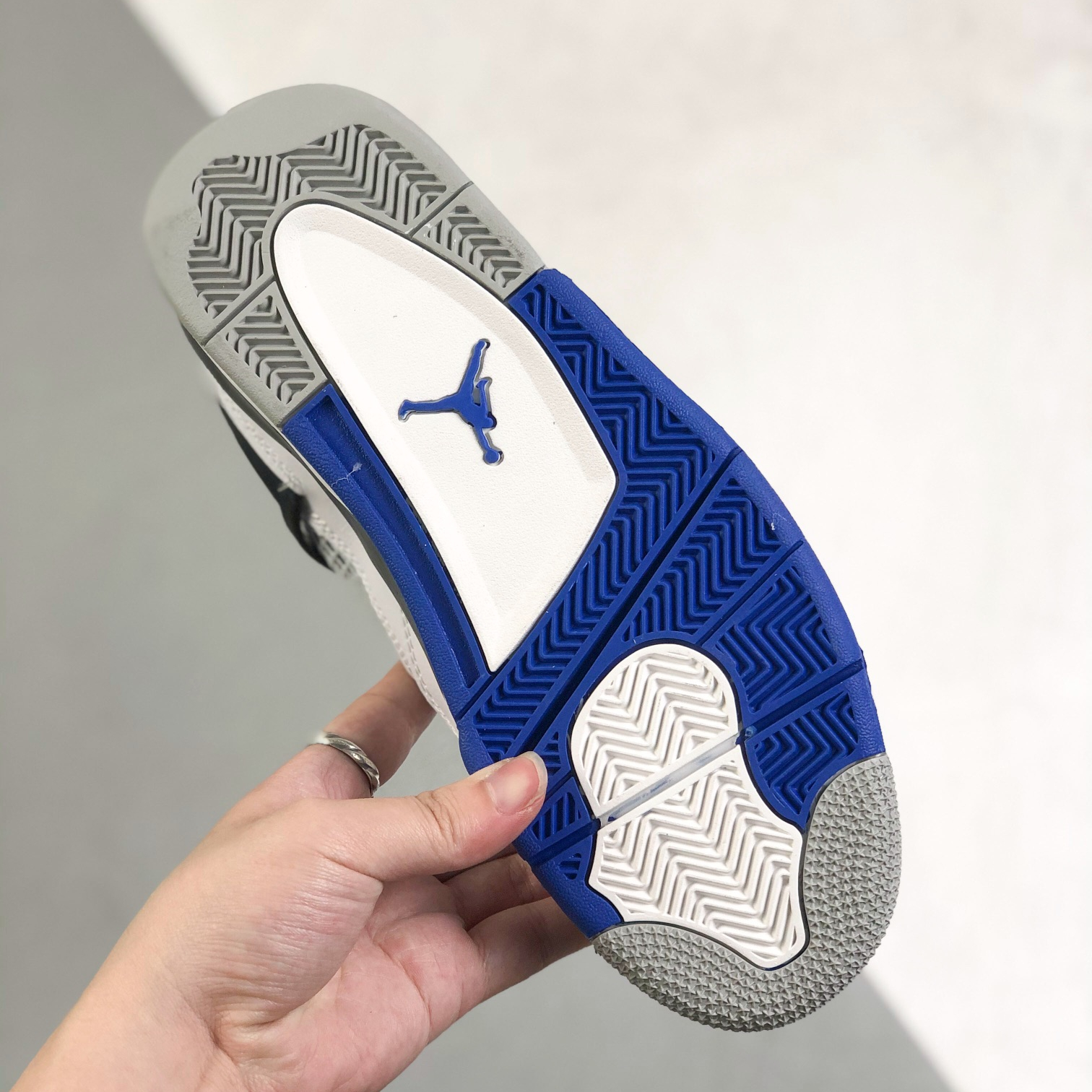 Nike Air Jordan 4 Sneakers Shoes Gr. 36-46