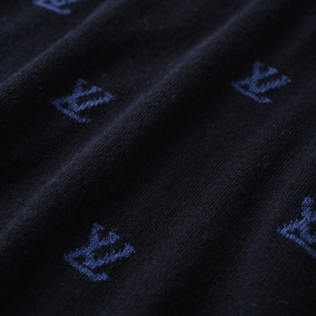 Louis Vuitton Polo Sweatshirt Size S-L