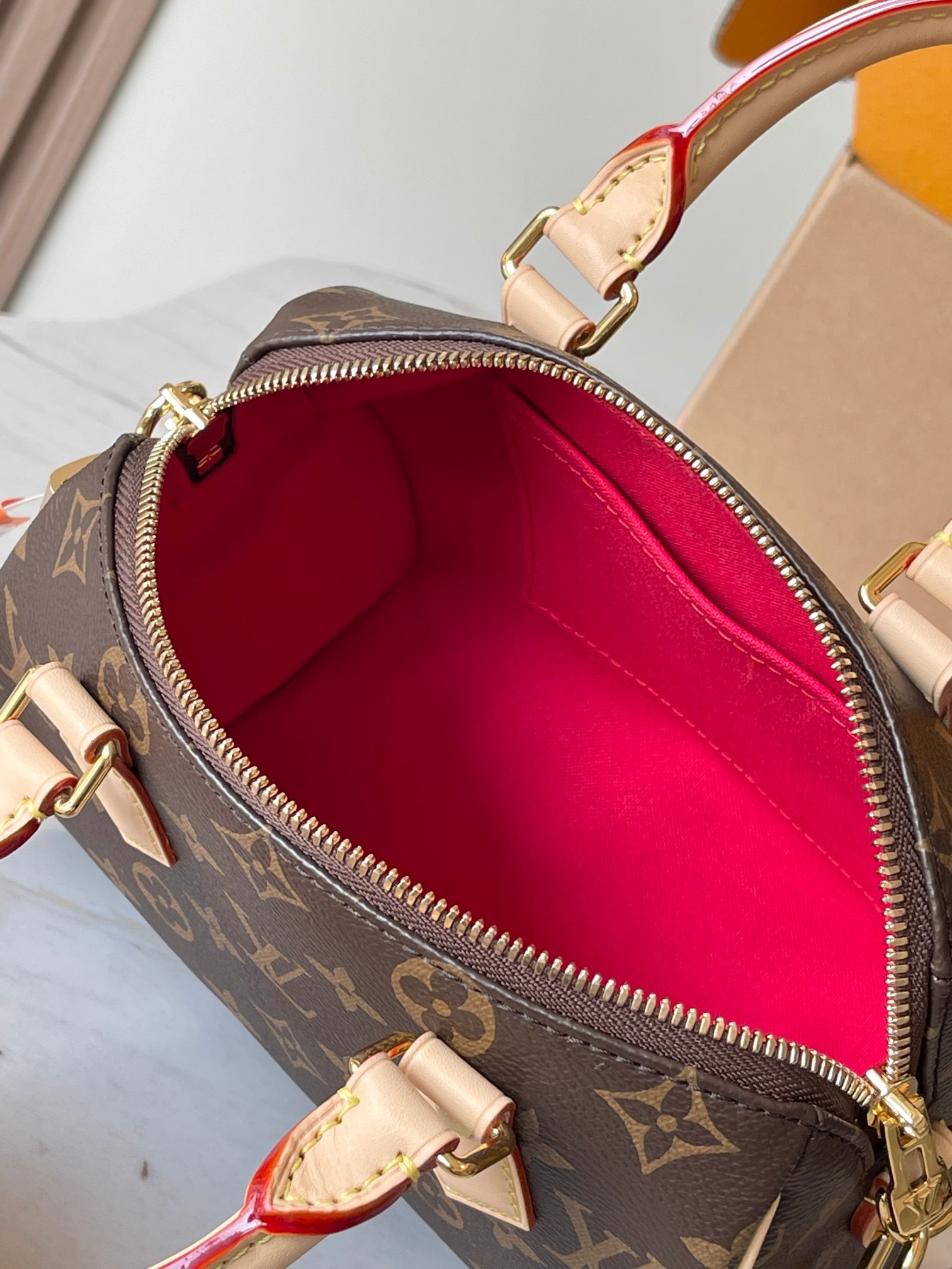 Louis Vuitton M46222 Speedy Bandoulière 20 Women Shoulder Bags Size 20.5*13.5*12cm