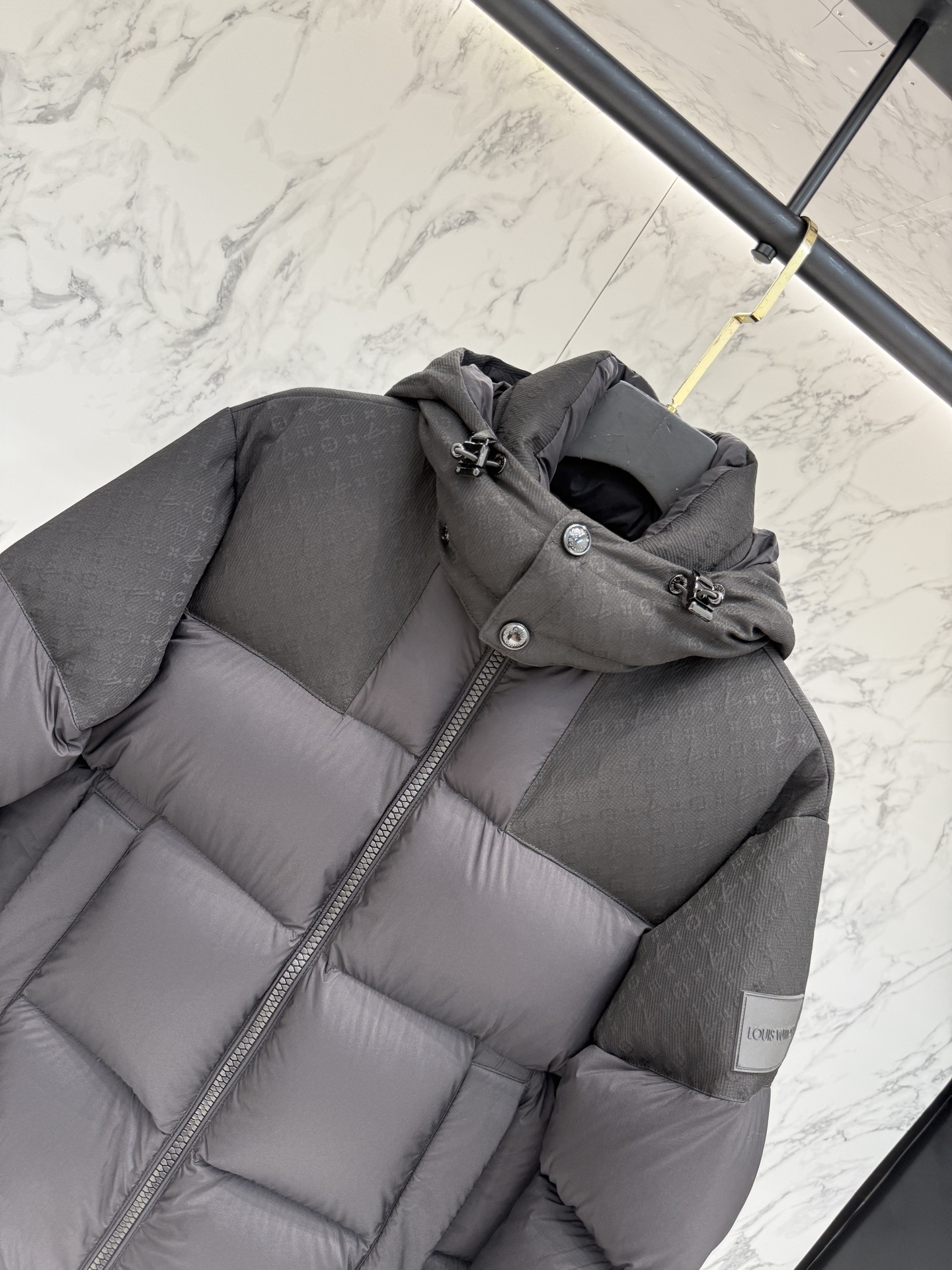 Louis Vuitton 25ss Unisex Winter Jacket Size 46-54