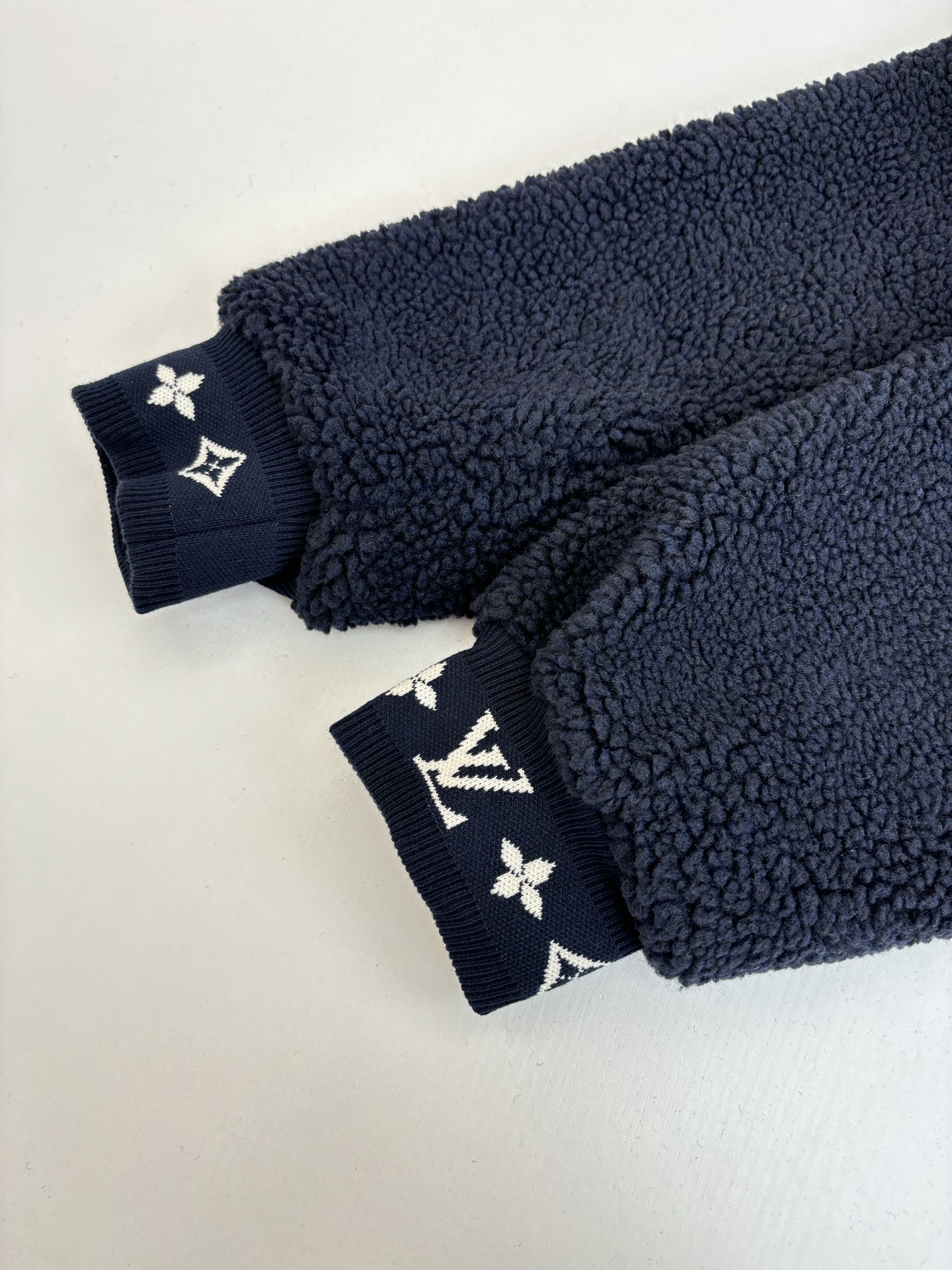 Louis Vuitton Unisex Jacket Size S-XL