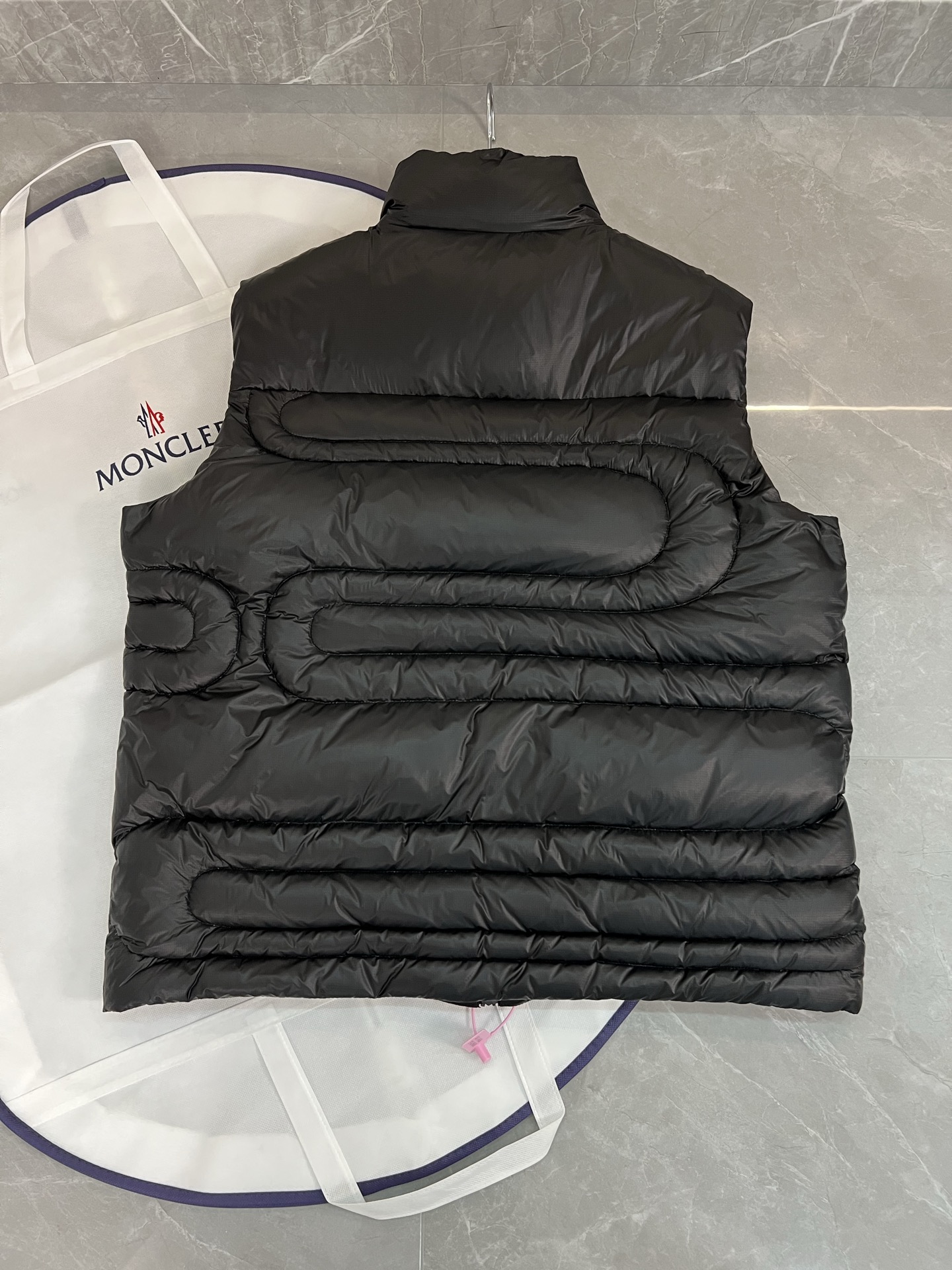 Moncler Emeishan Men Winter Vest Size 1-5