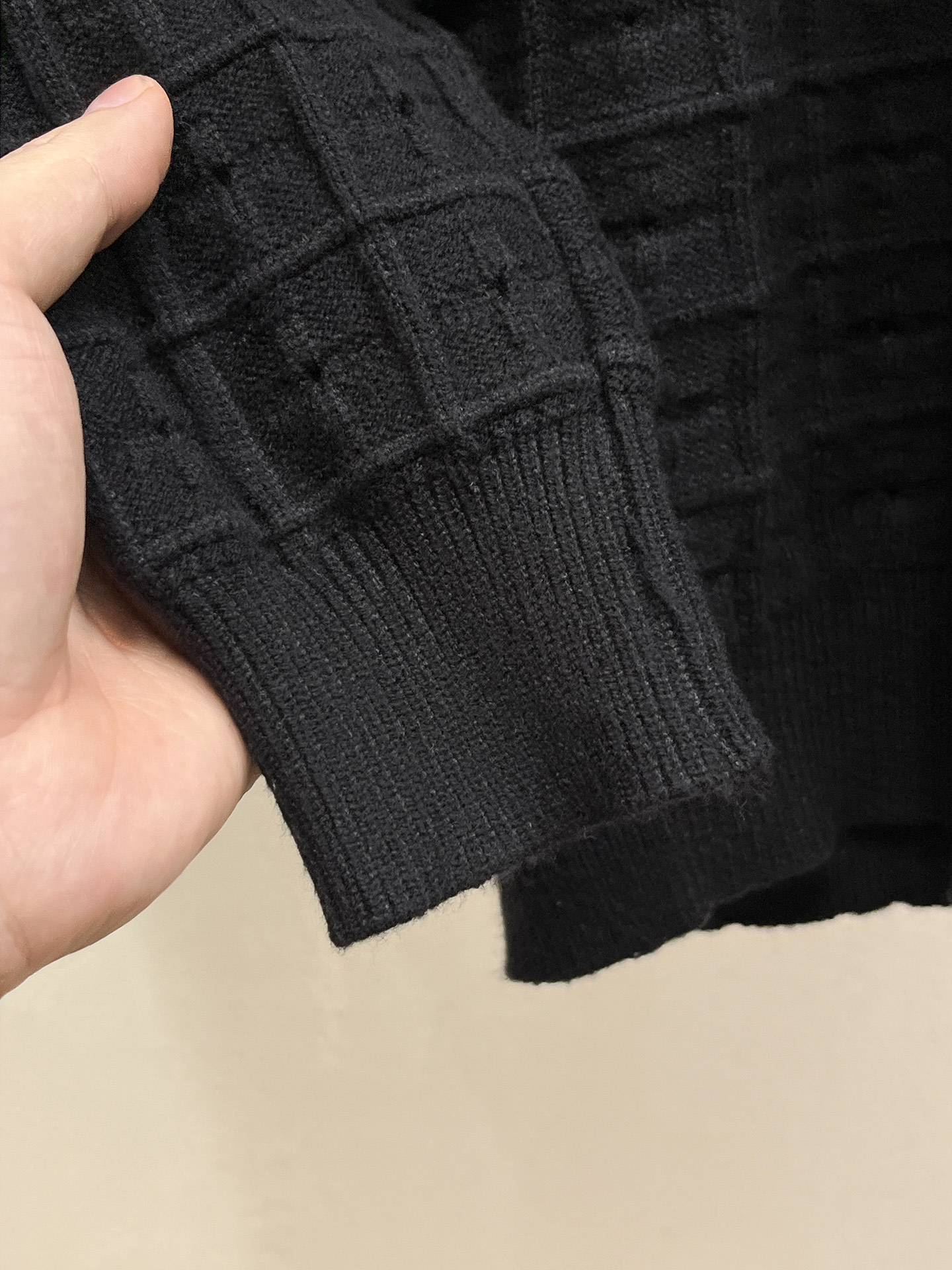 Louis Vuitton Unisex Sweatshirt Size M-XXXL