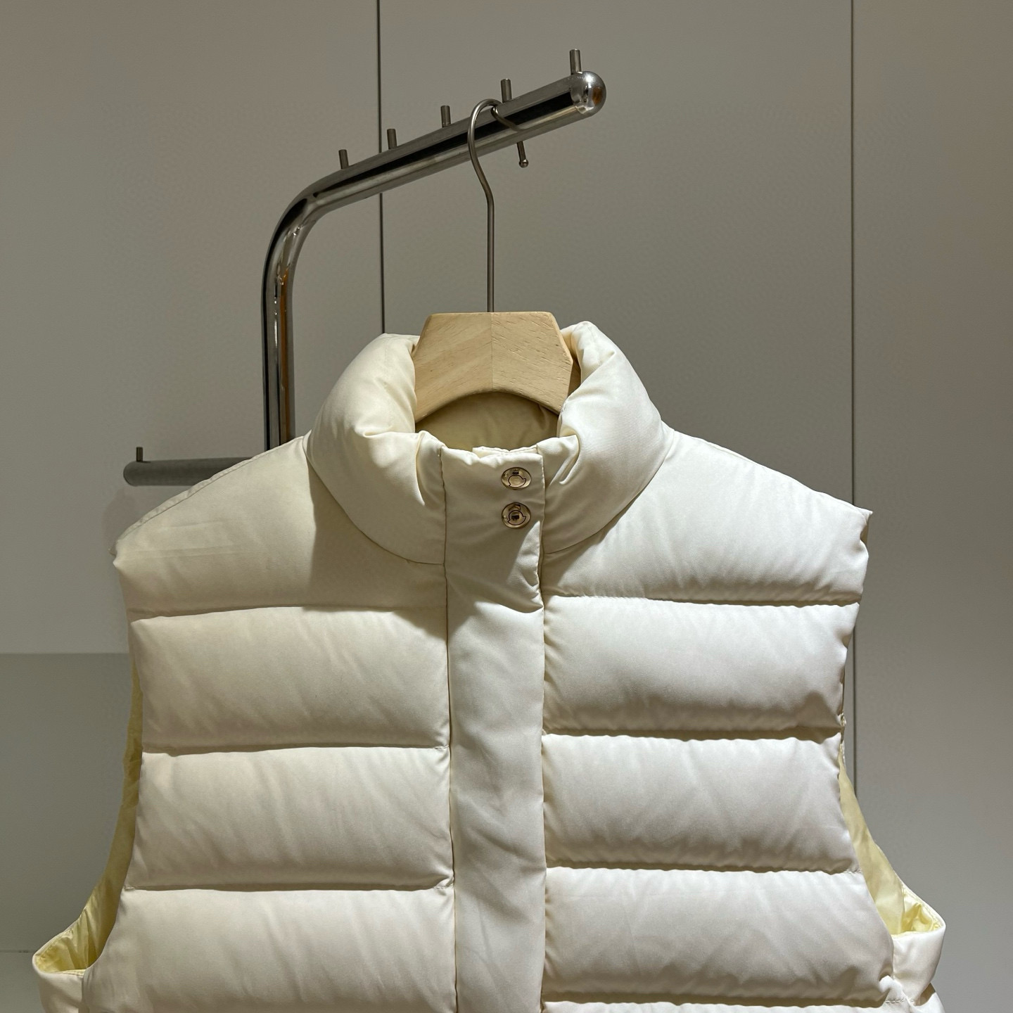 Moncler Besset Women Winter Vest Size 0-3