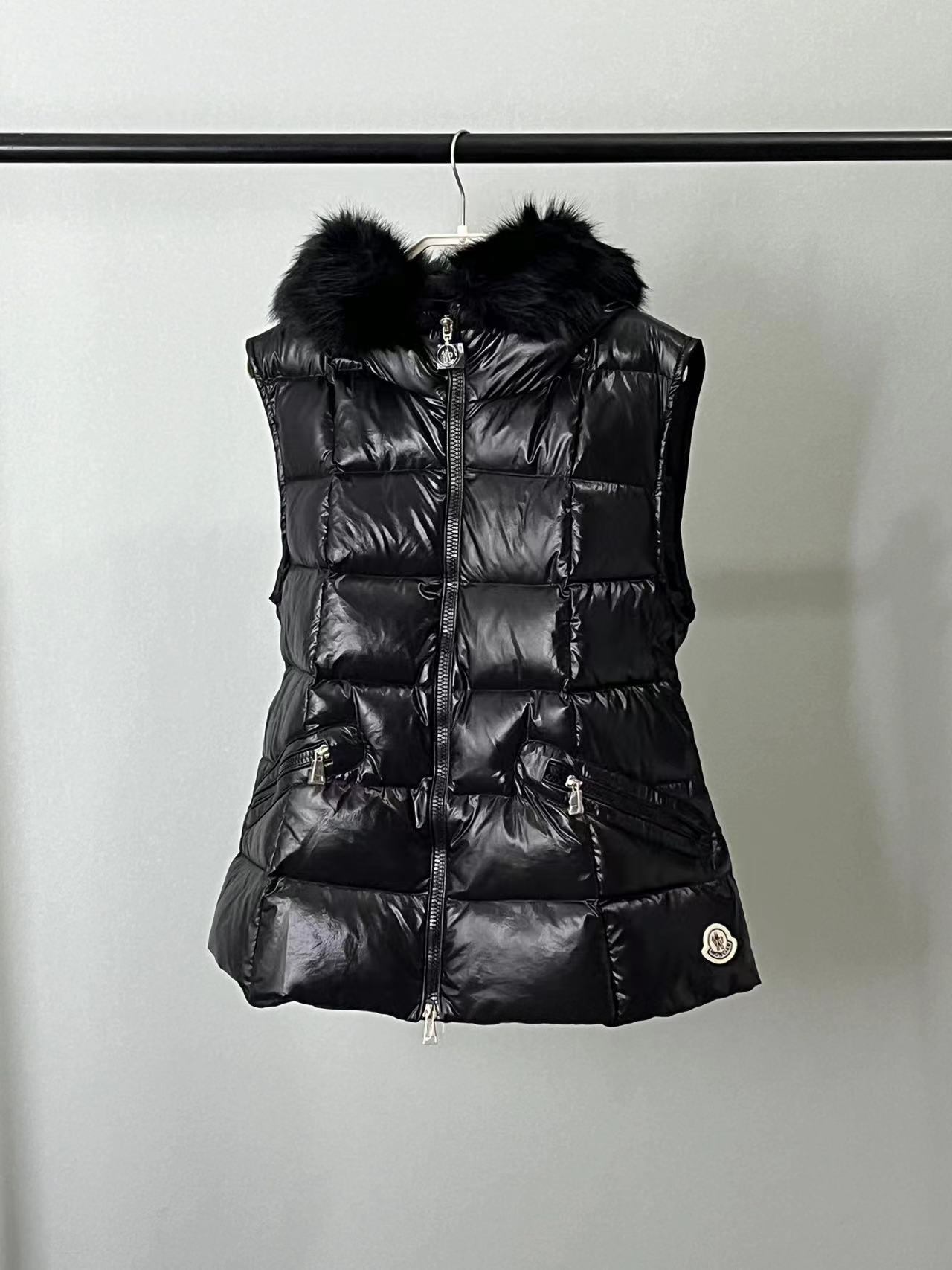 Moncler Women Winter Vest Size 1-4