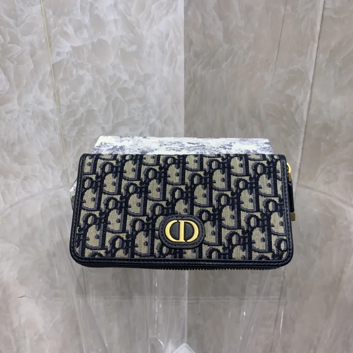 Dior Wallet