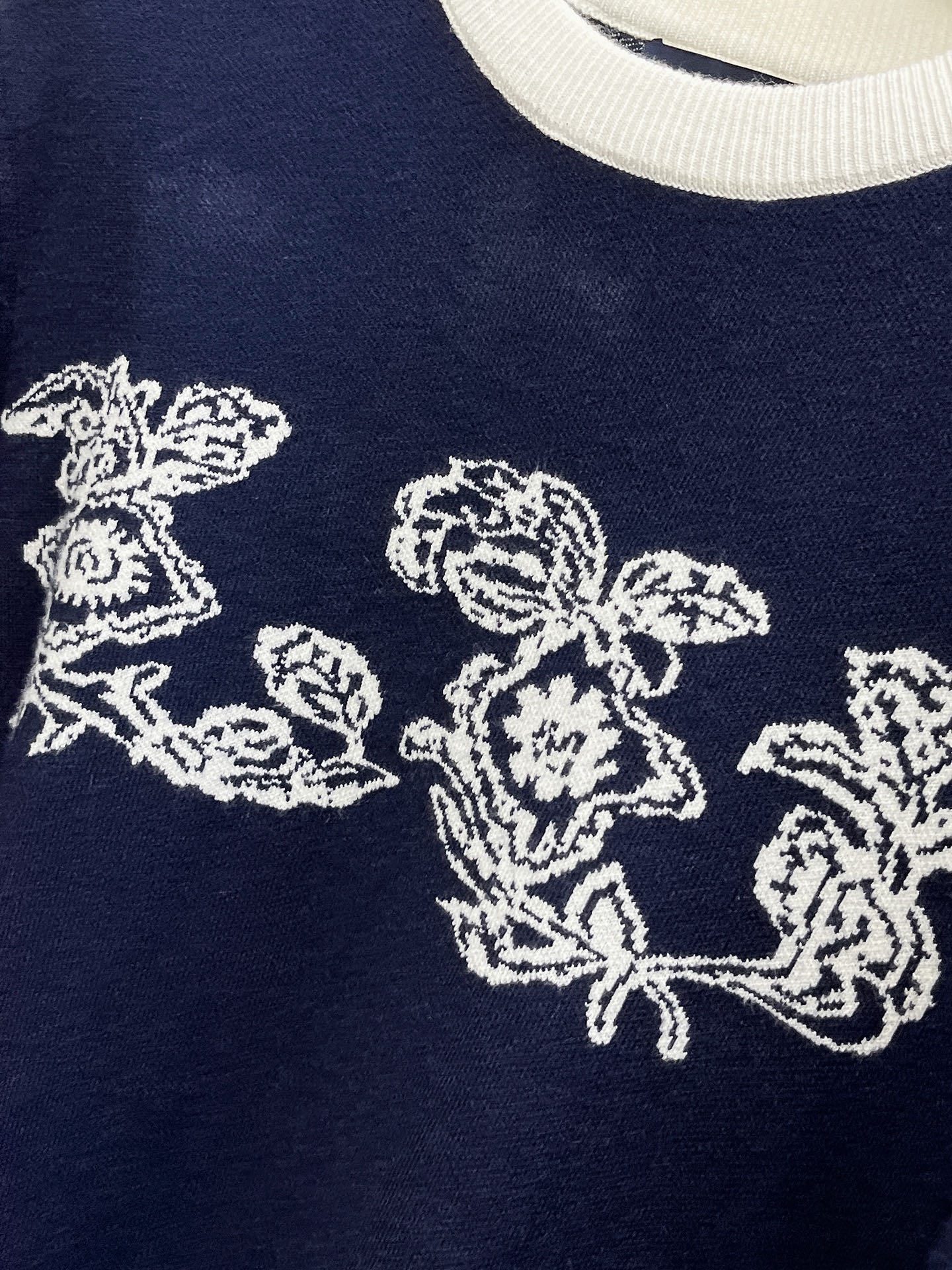 Louis Vuitton Unisex Sweatshirt Size M-XXXL