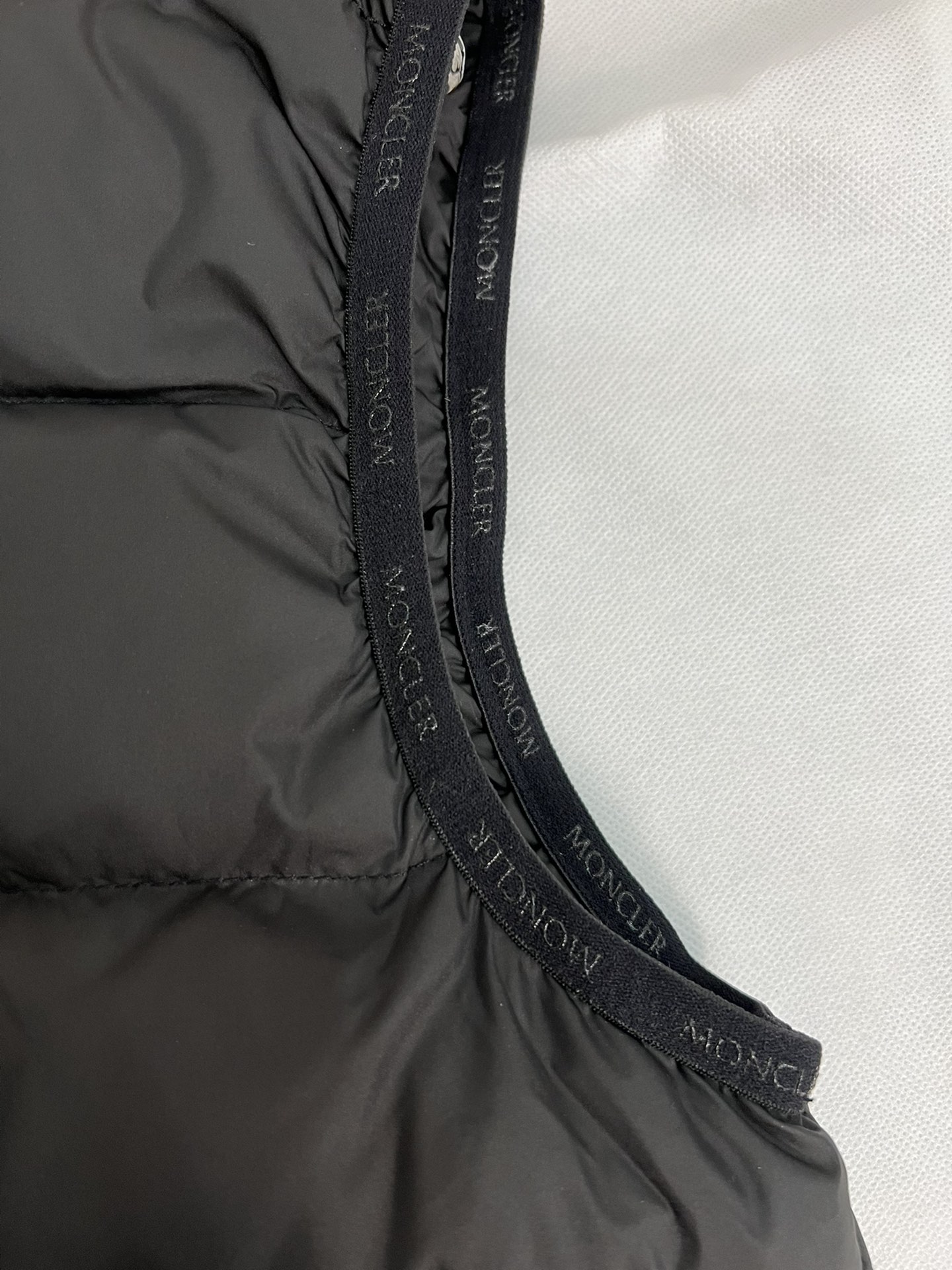 Moncler Contrin Winter Vest Size 1-5