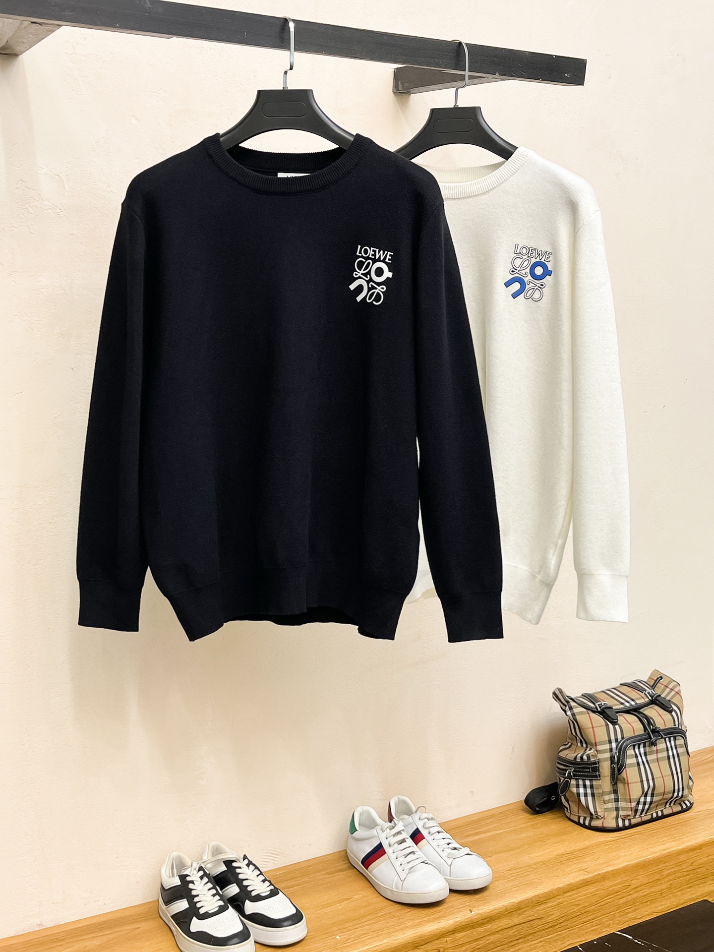 Loewe Unisex Sweatshirt Size M-XXXL