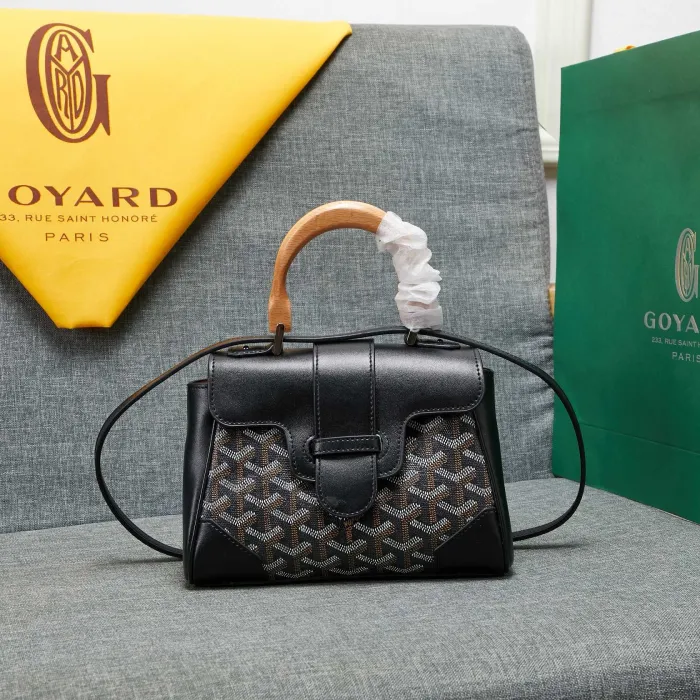 Goyard Shoulder Bags