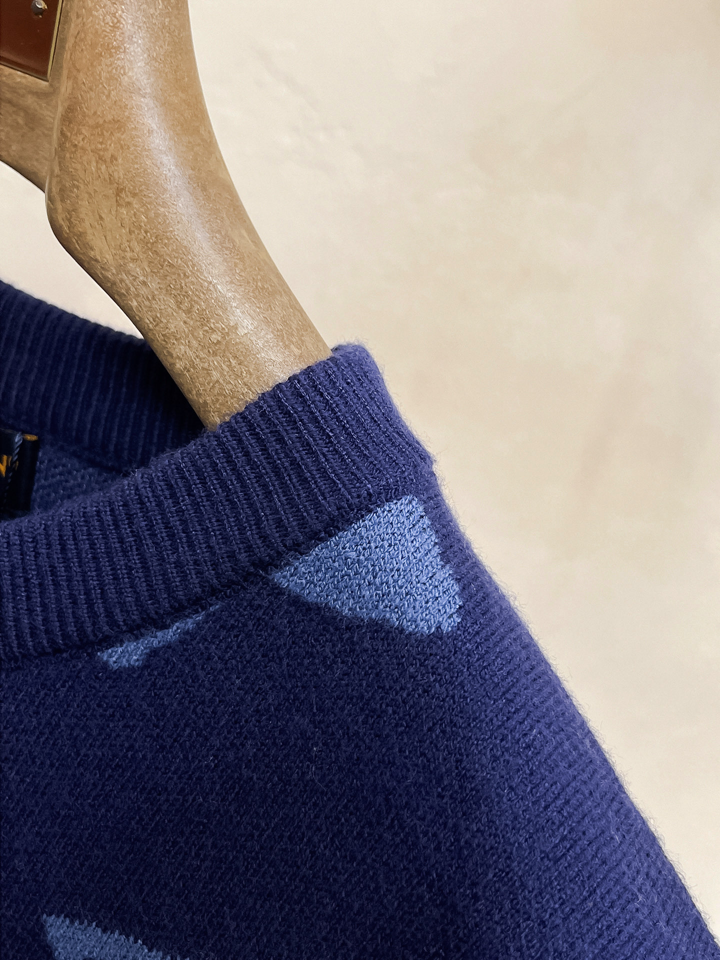 Louis Vuitton Unisex Sweatshirt Size M-XXXL