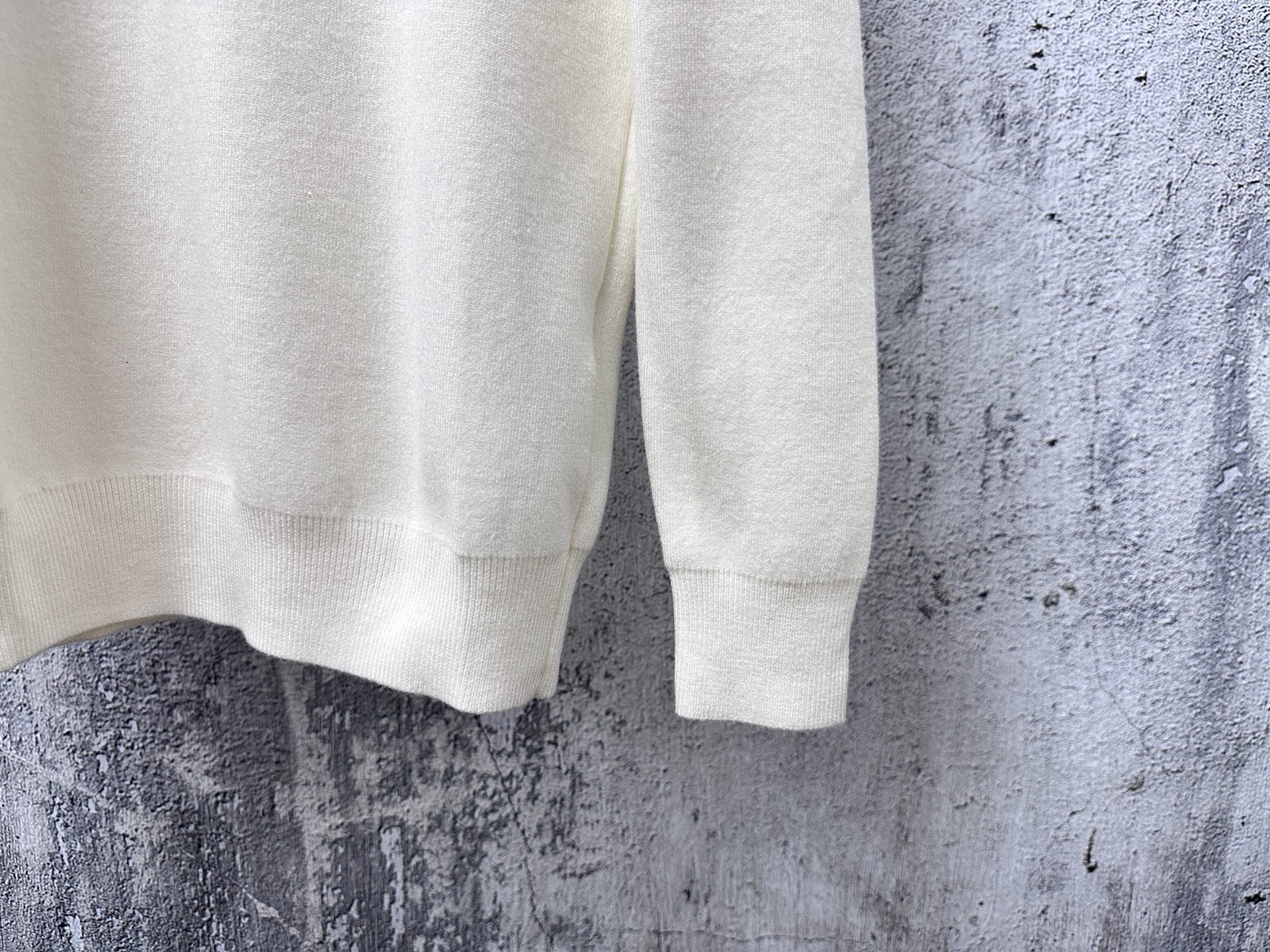 Louis Vuitton Unisex Sweatshirt Size S-XXXL