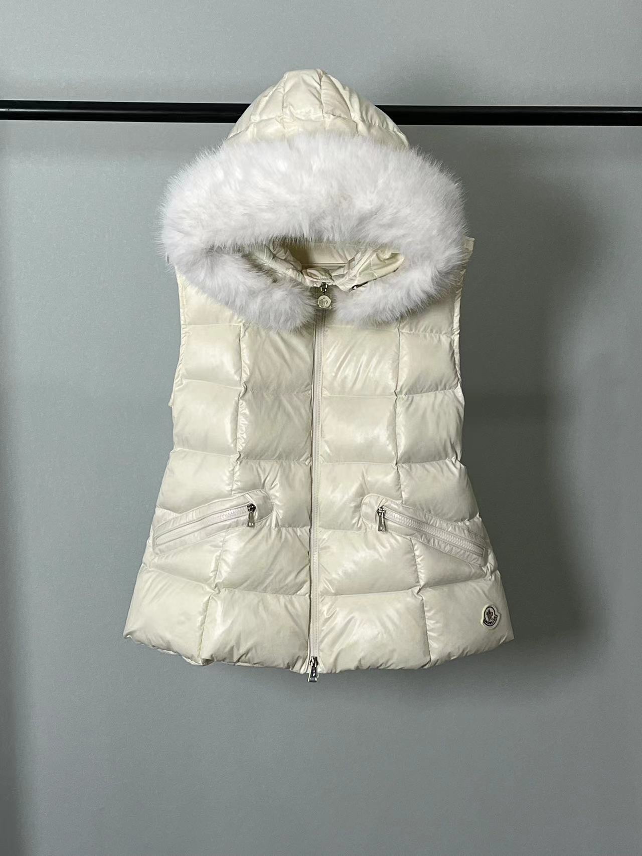 Moncler Women Winter Vest Size 1-4